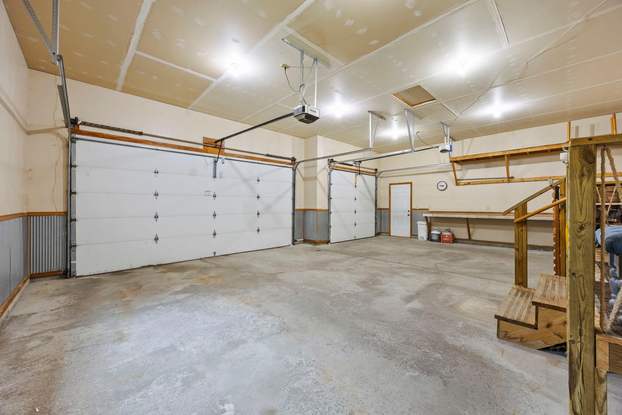 main property photo 59