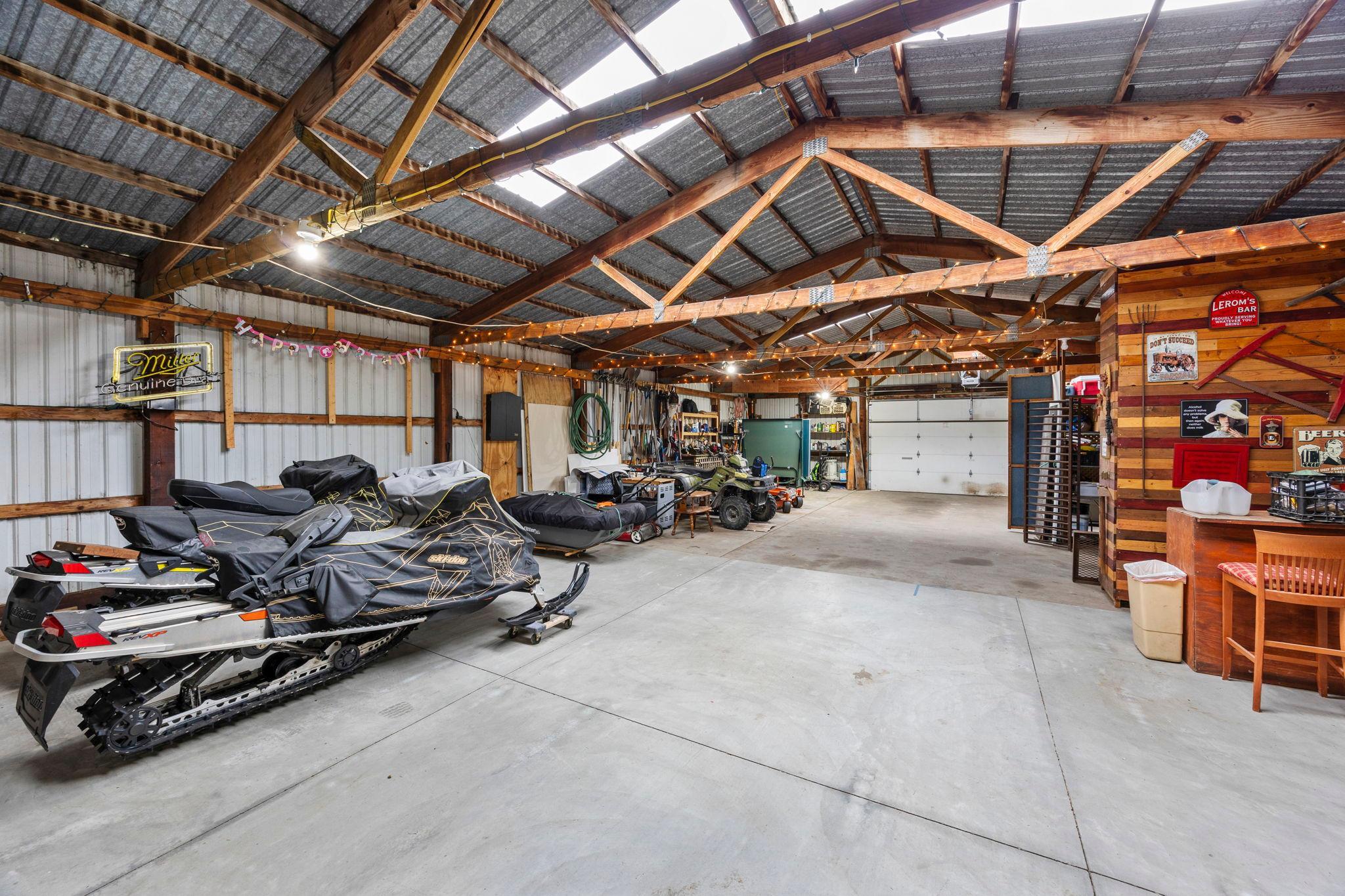 main property photo 80
