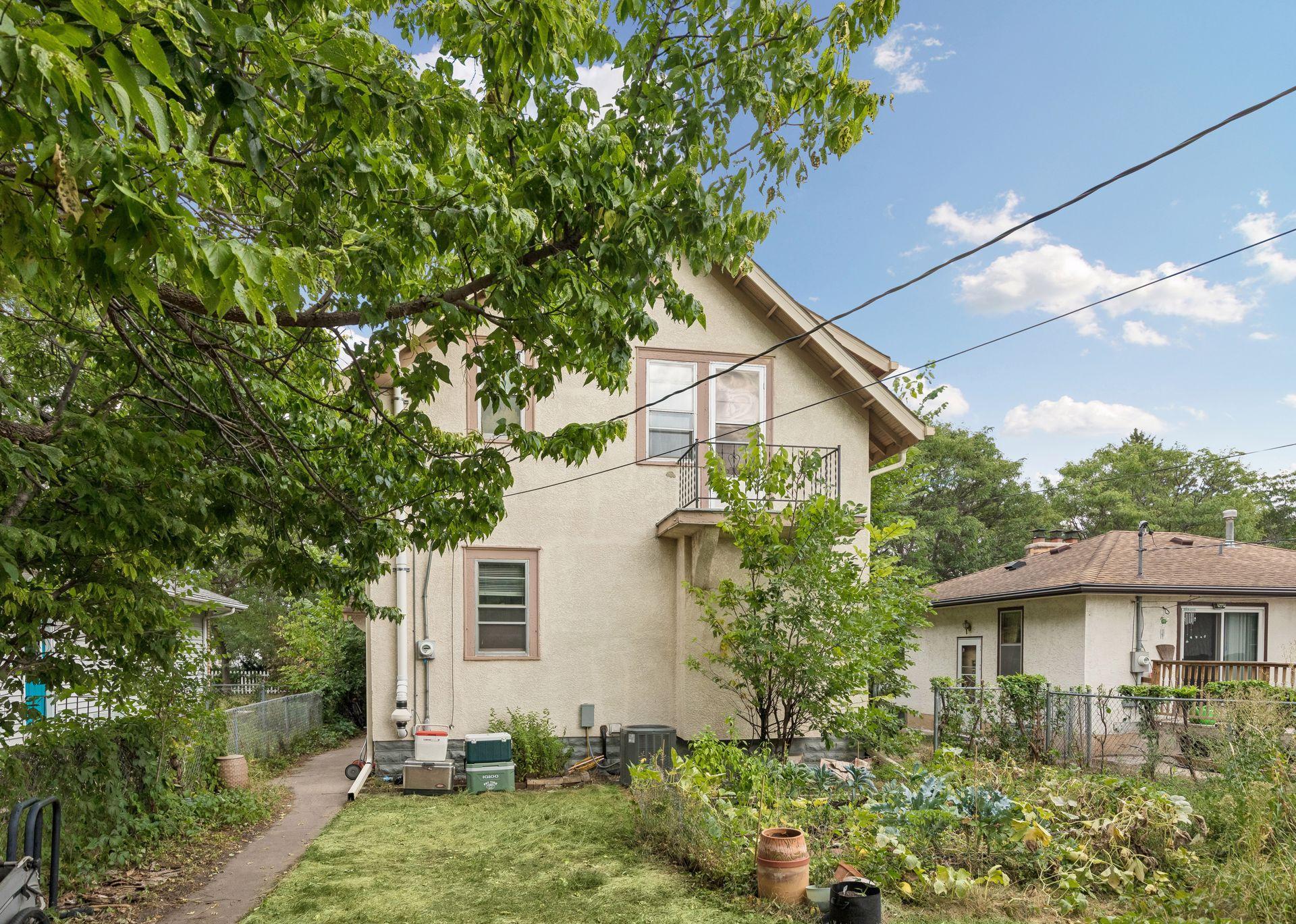 main property photo 19