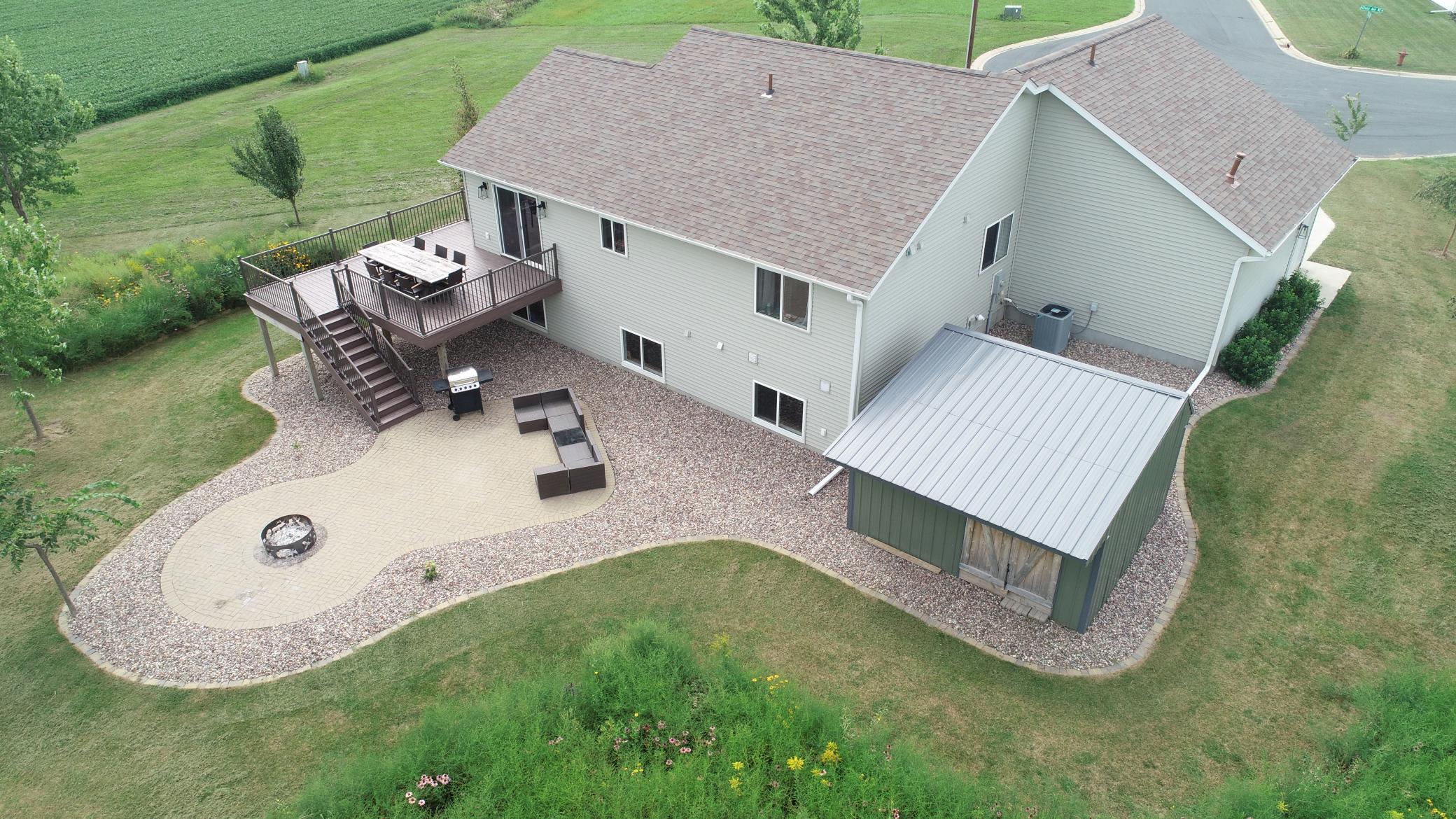 main property photo 32