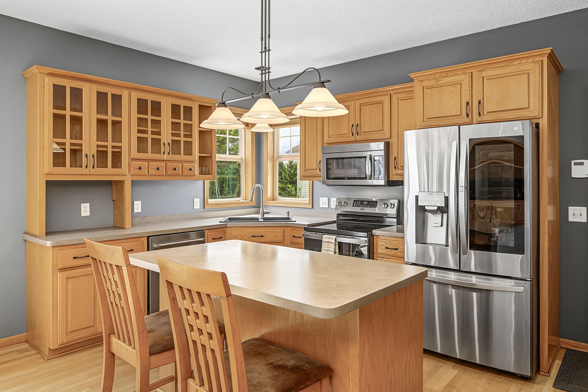 main property photo 9