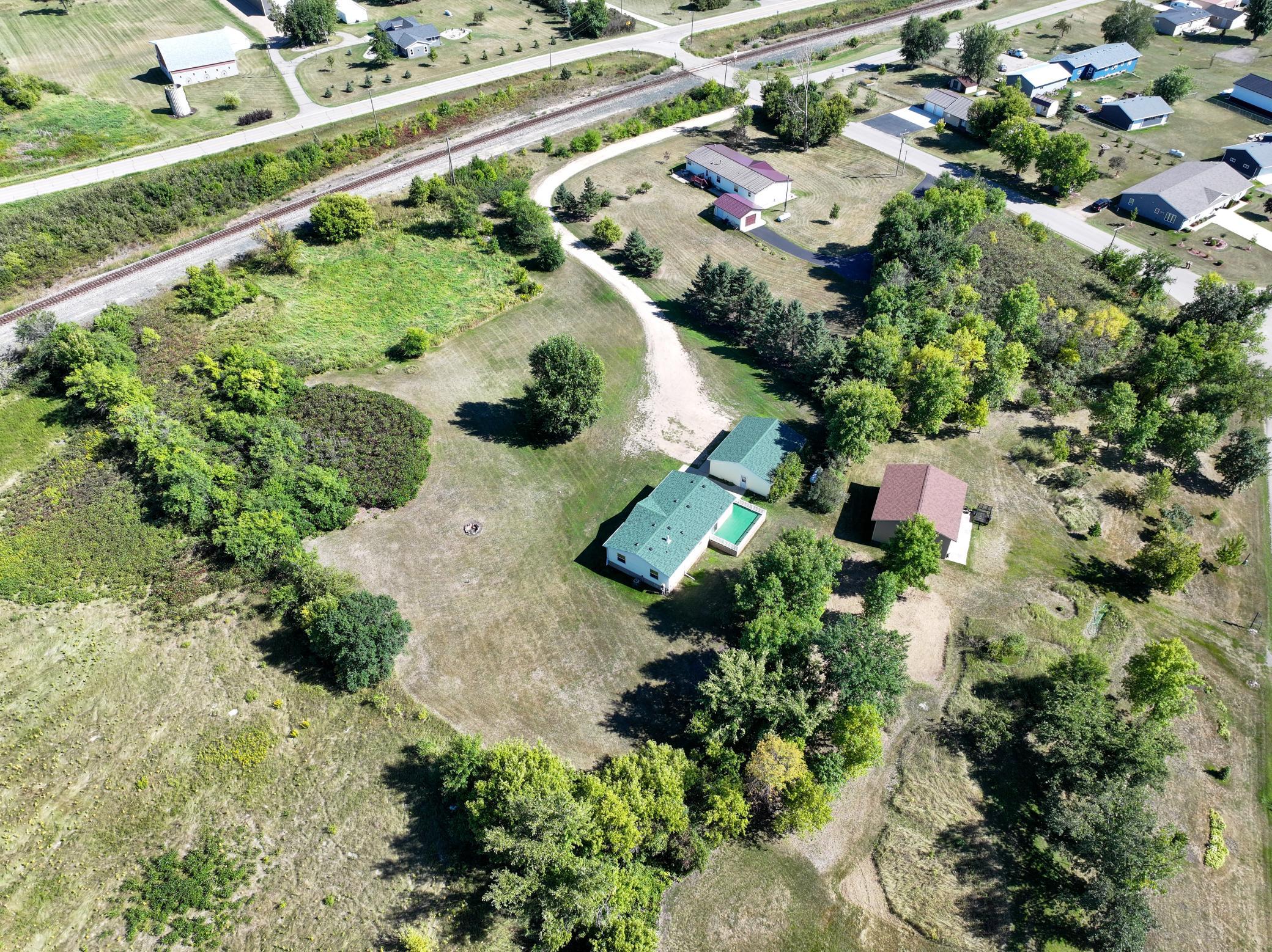 main property photo 39