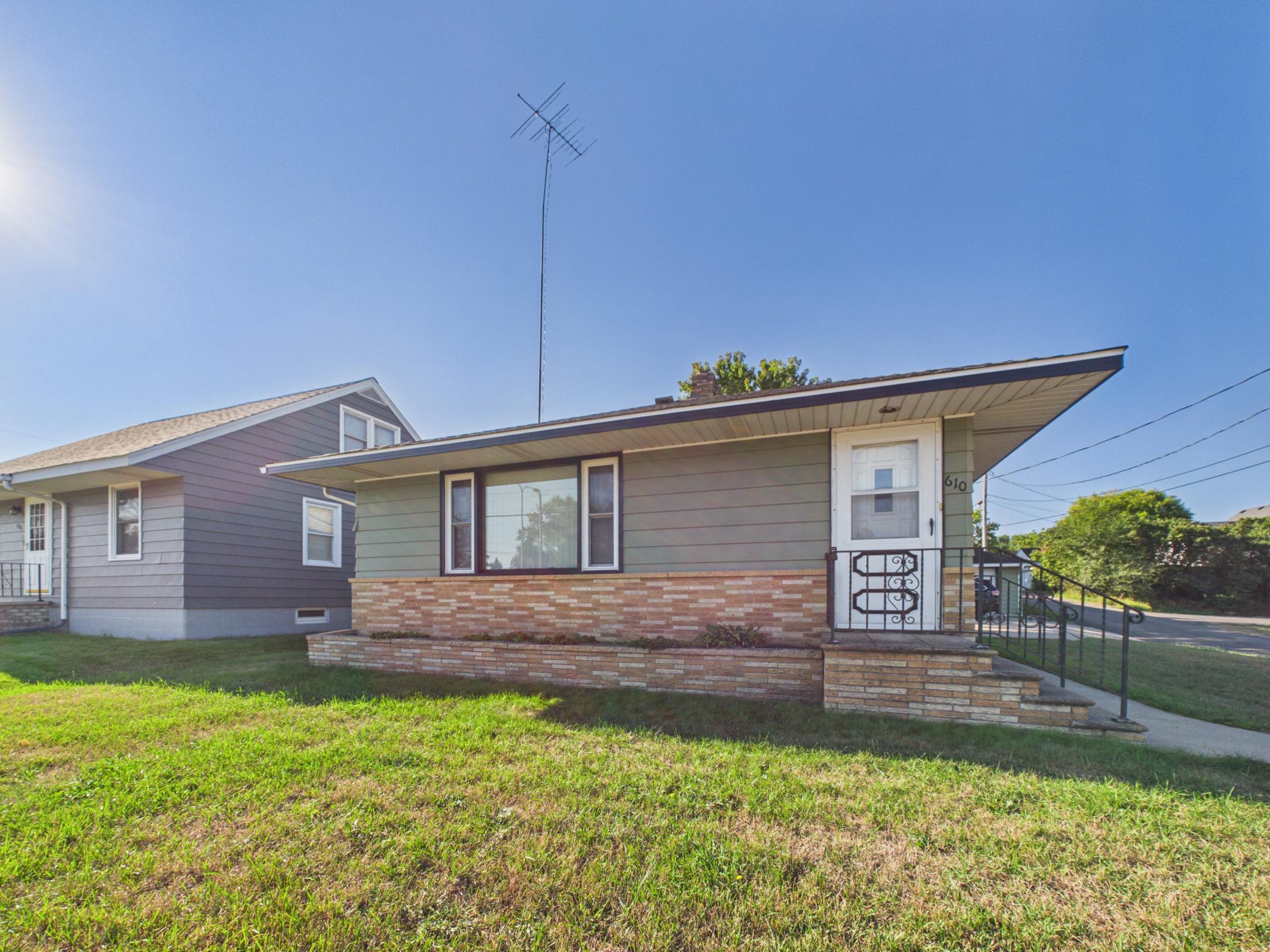 main property photo 41
