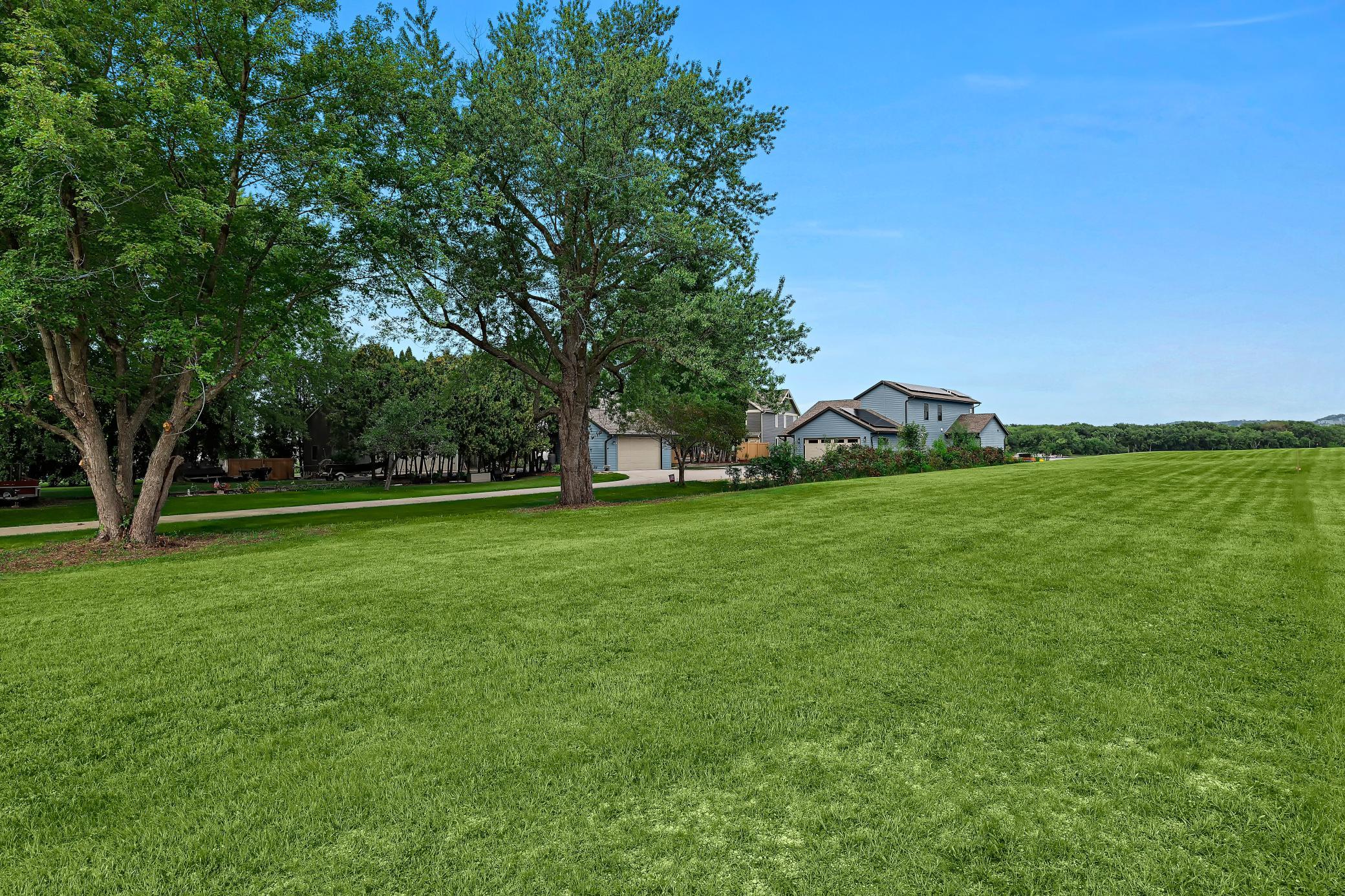 main property photo 10