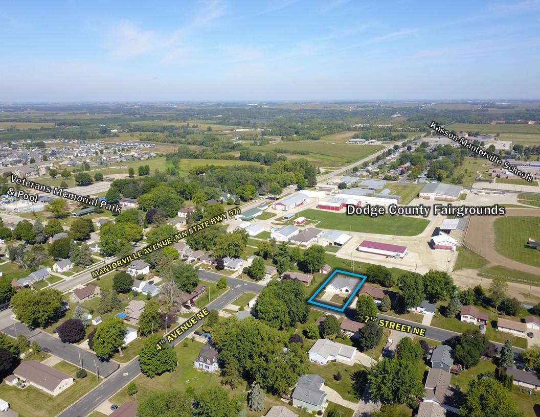 main property photo 12