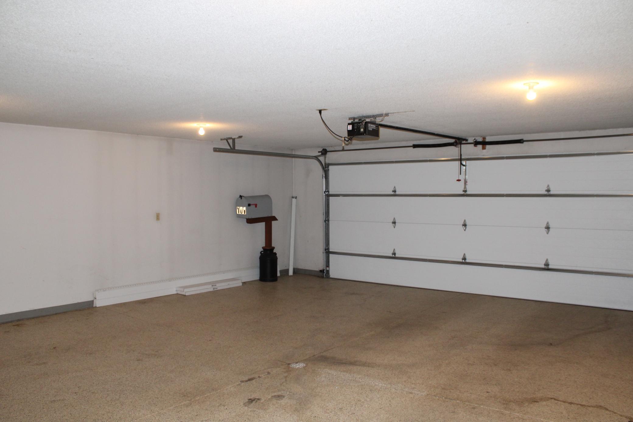main property photo 74