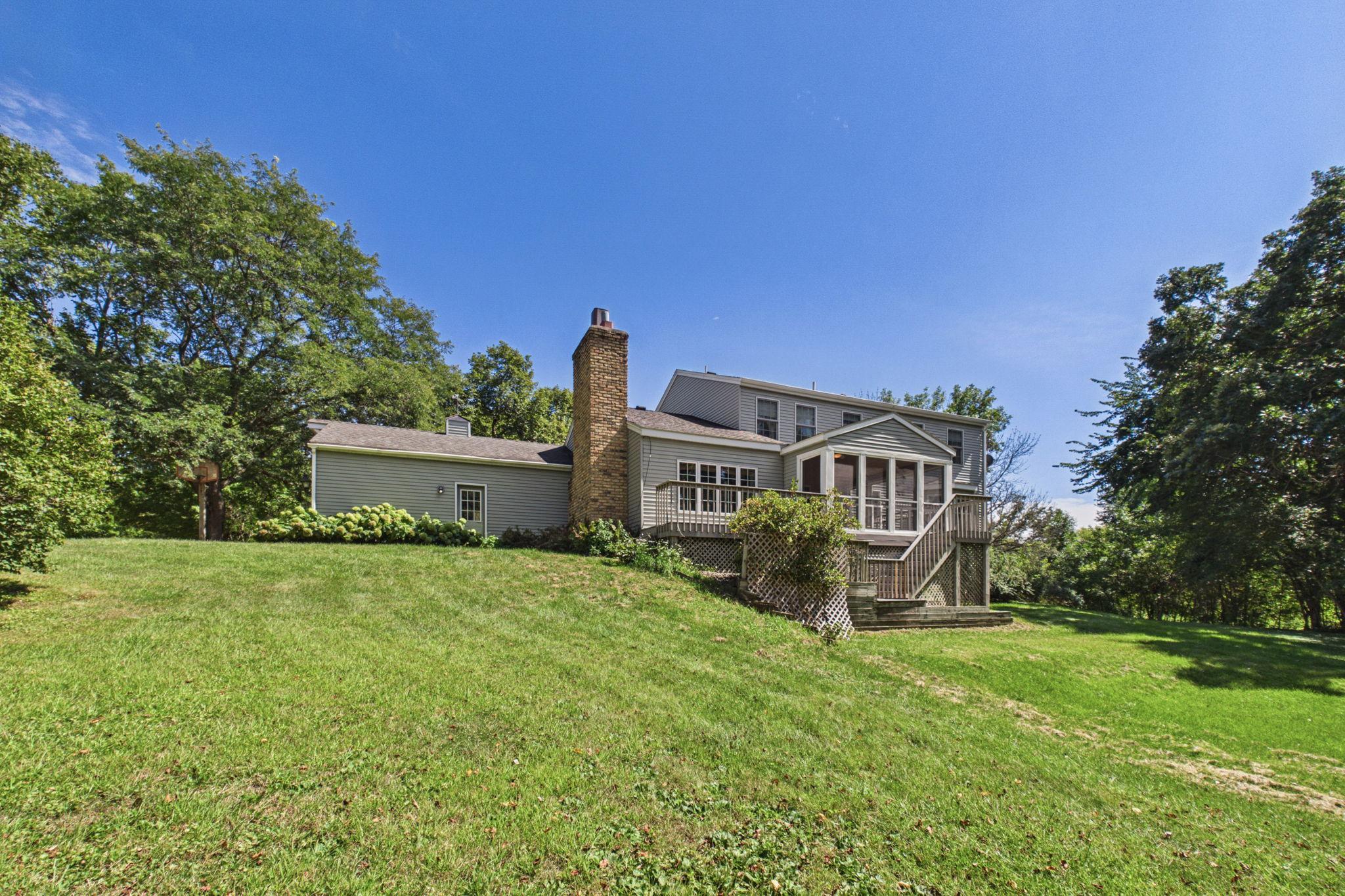 main property photo 8