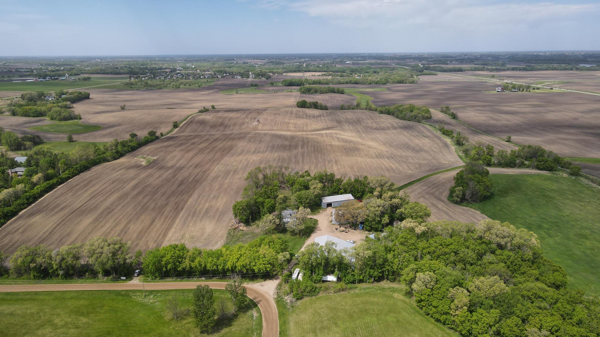 main property photo 36