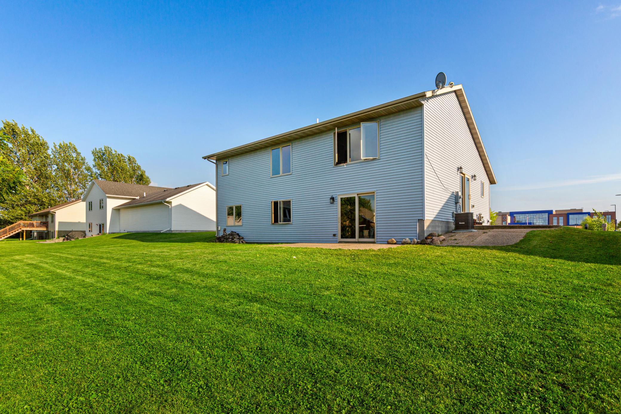main property photo 12