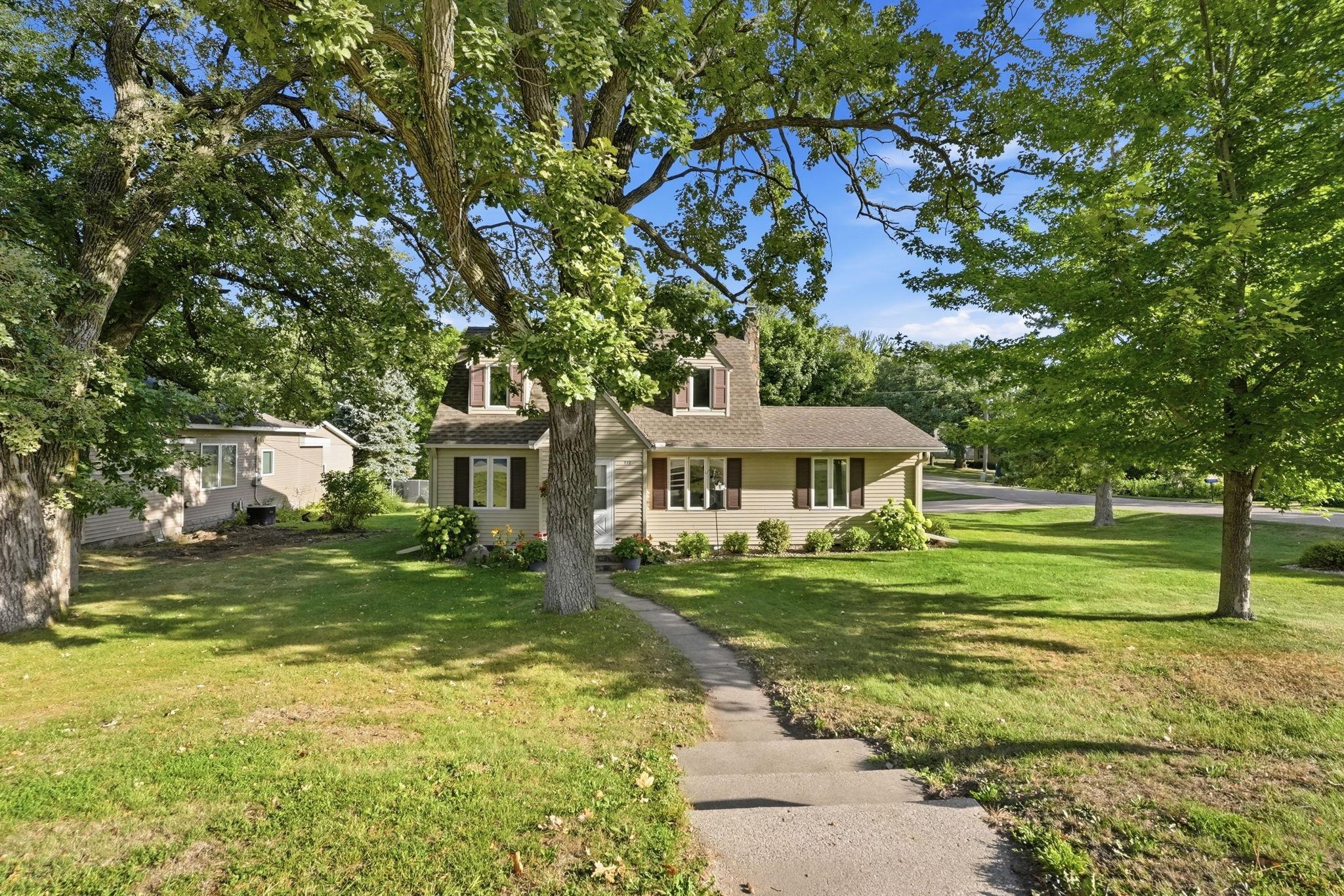 main property photo 40