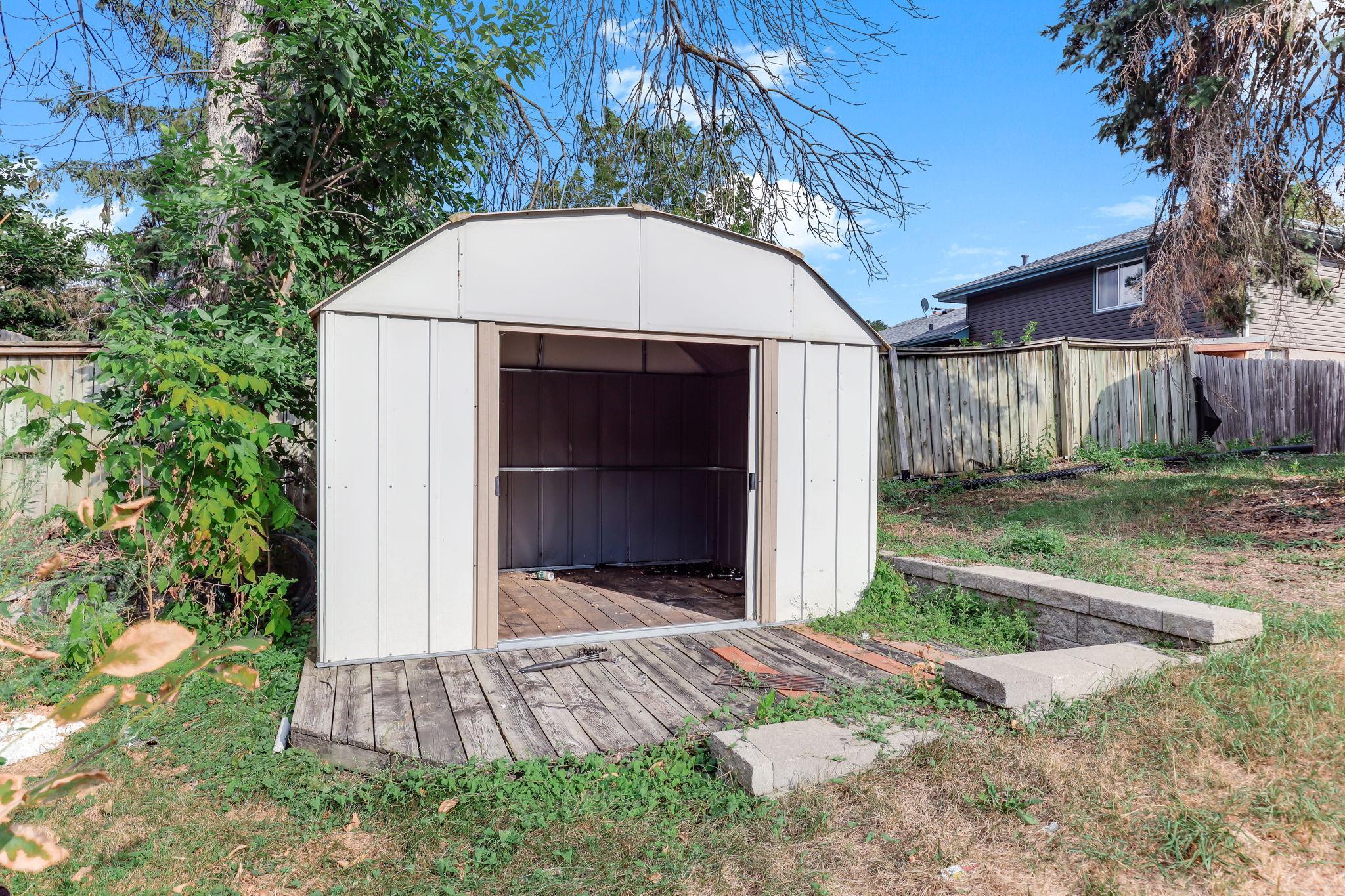 main property photo 33