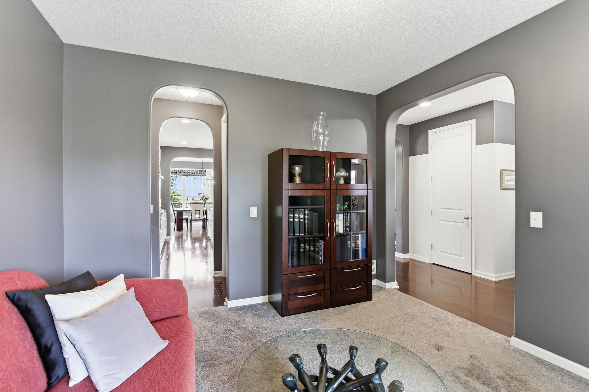 main property photo 5