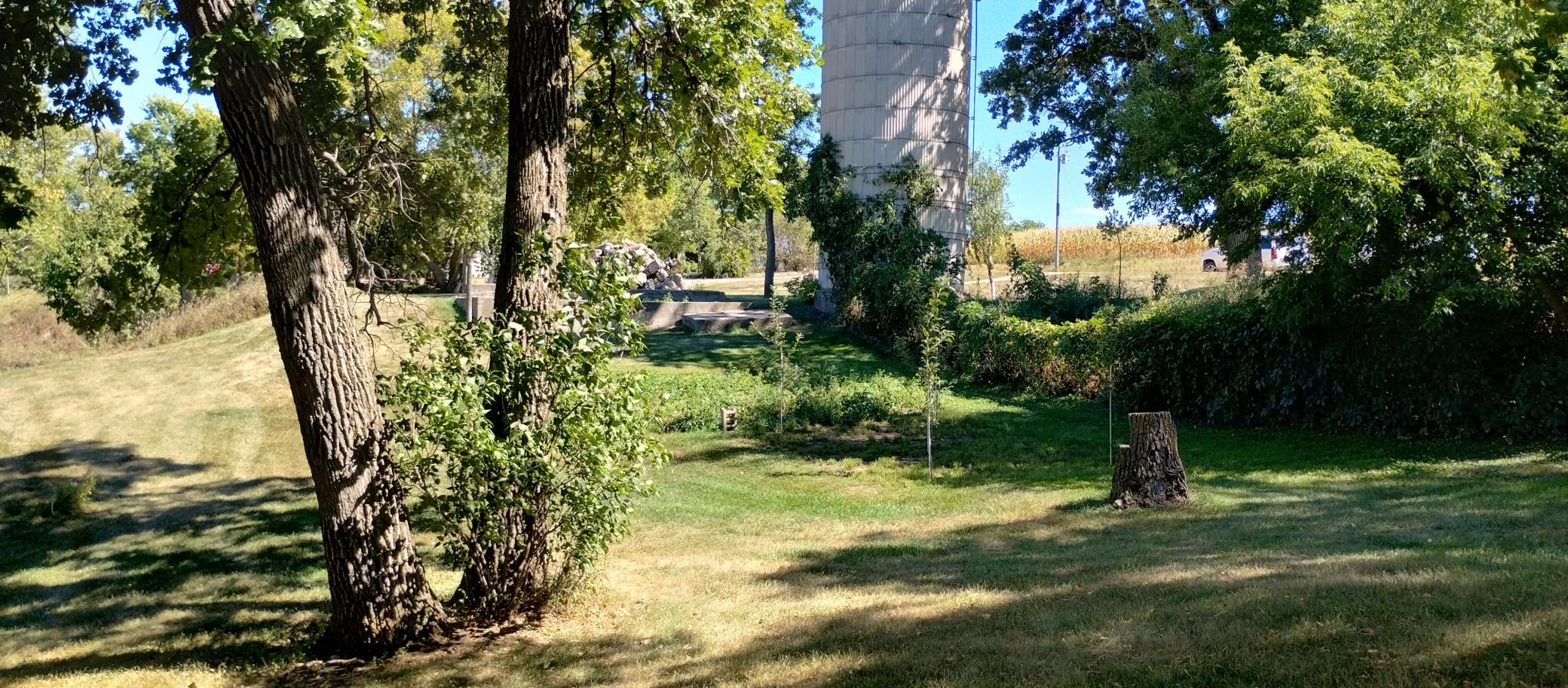 main property photo 27