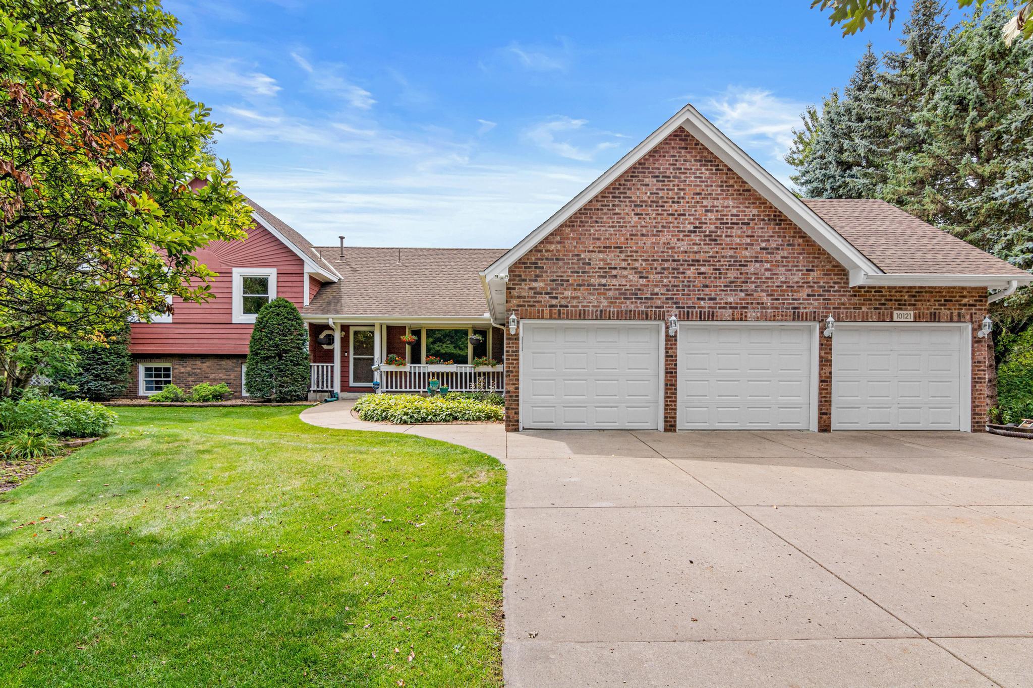 main property photo 3