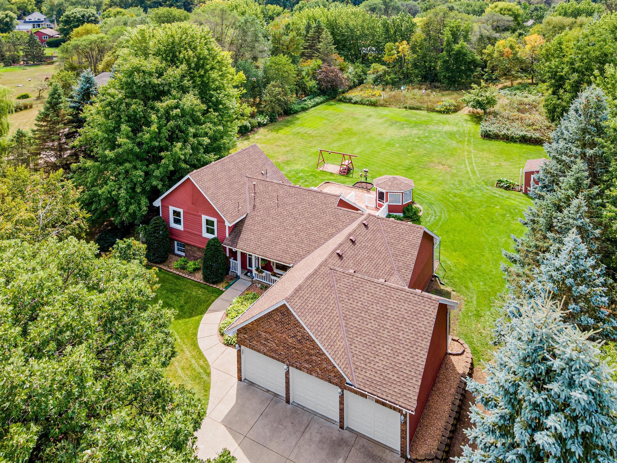 main property photo 4