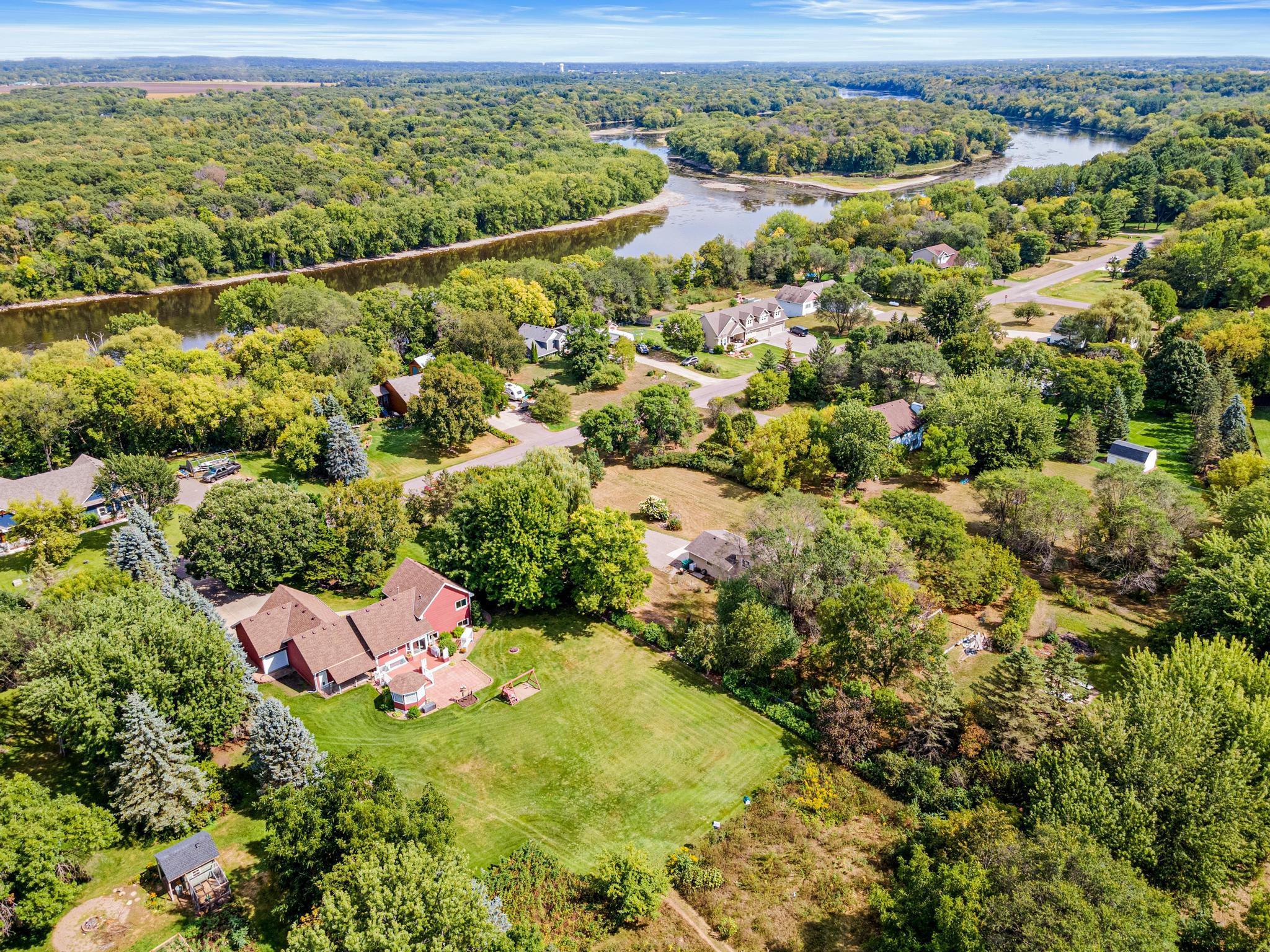 main property photo 5