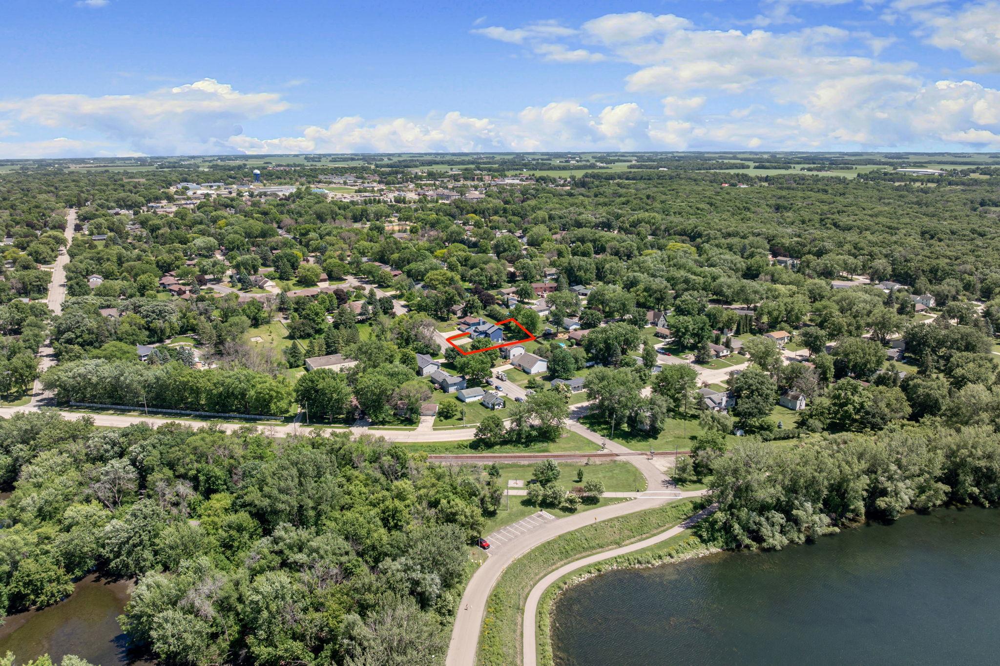 main property photo 34