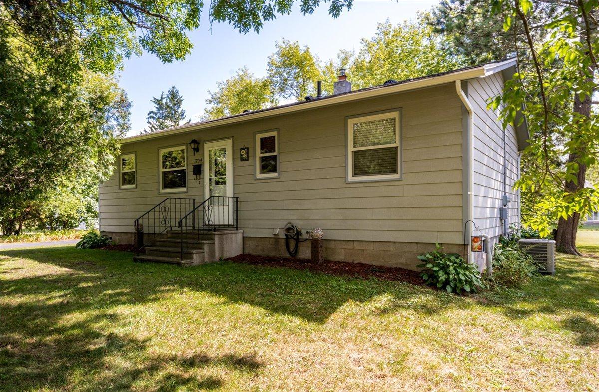 main property photo 46