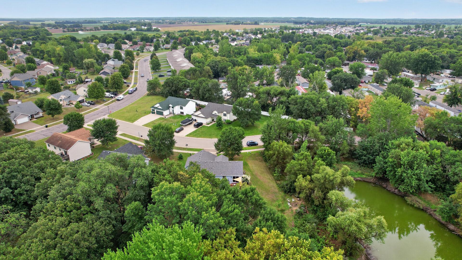 main property photo 32