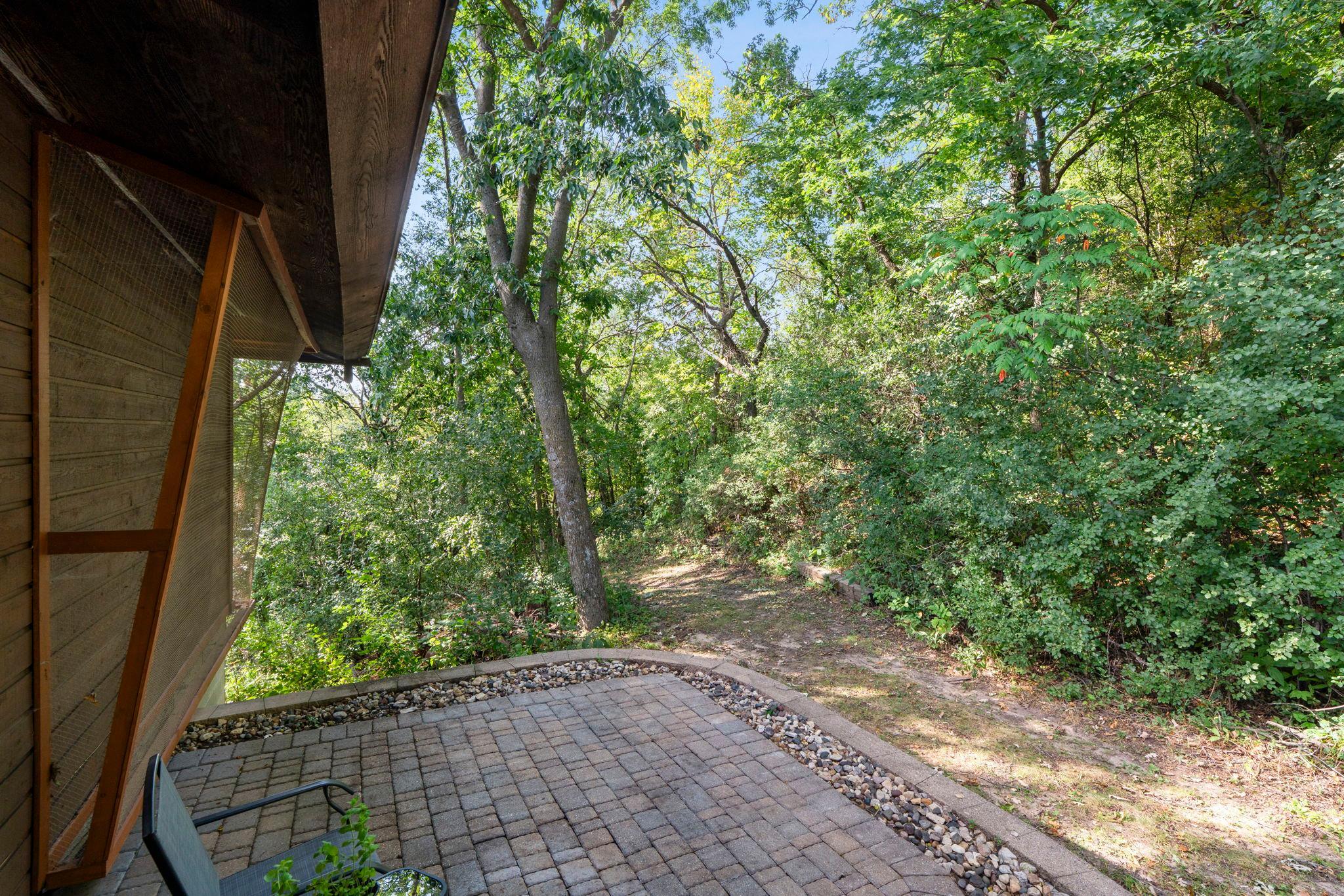 main property photo 89