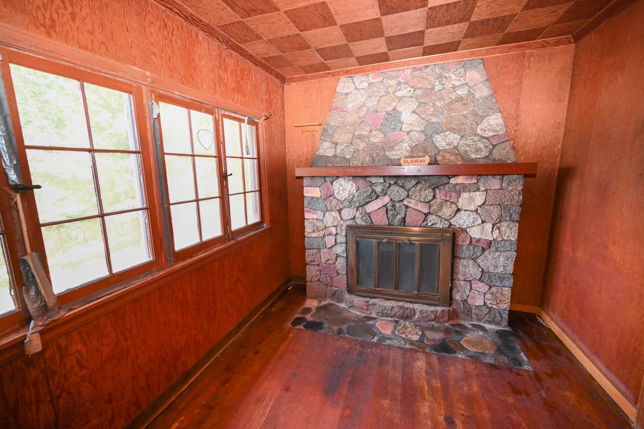 main property photo 18