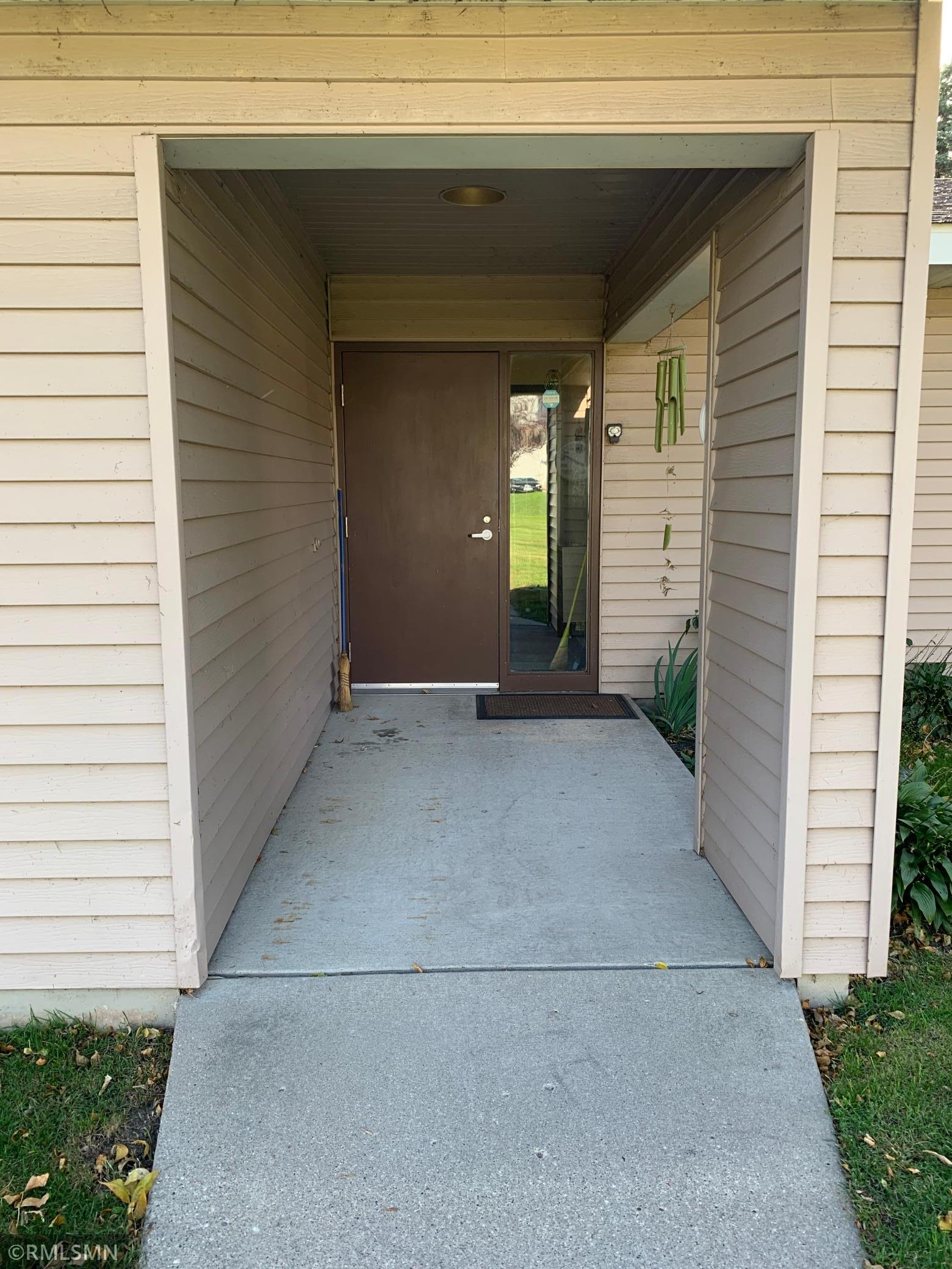 main property photo 16
