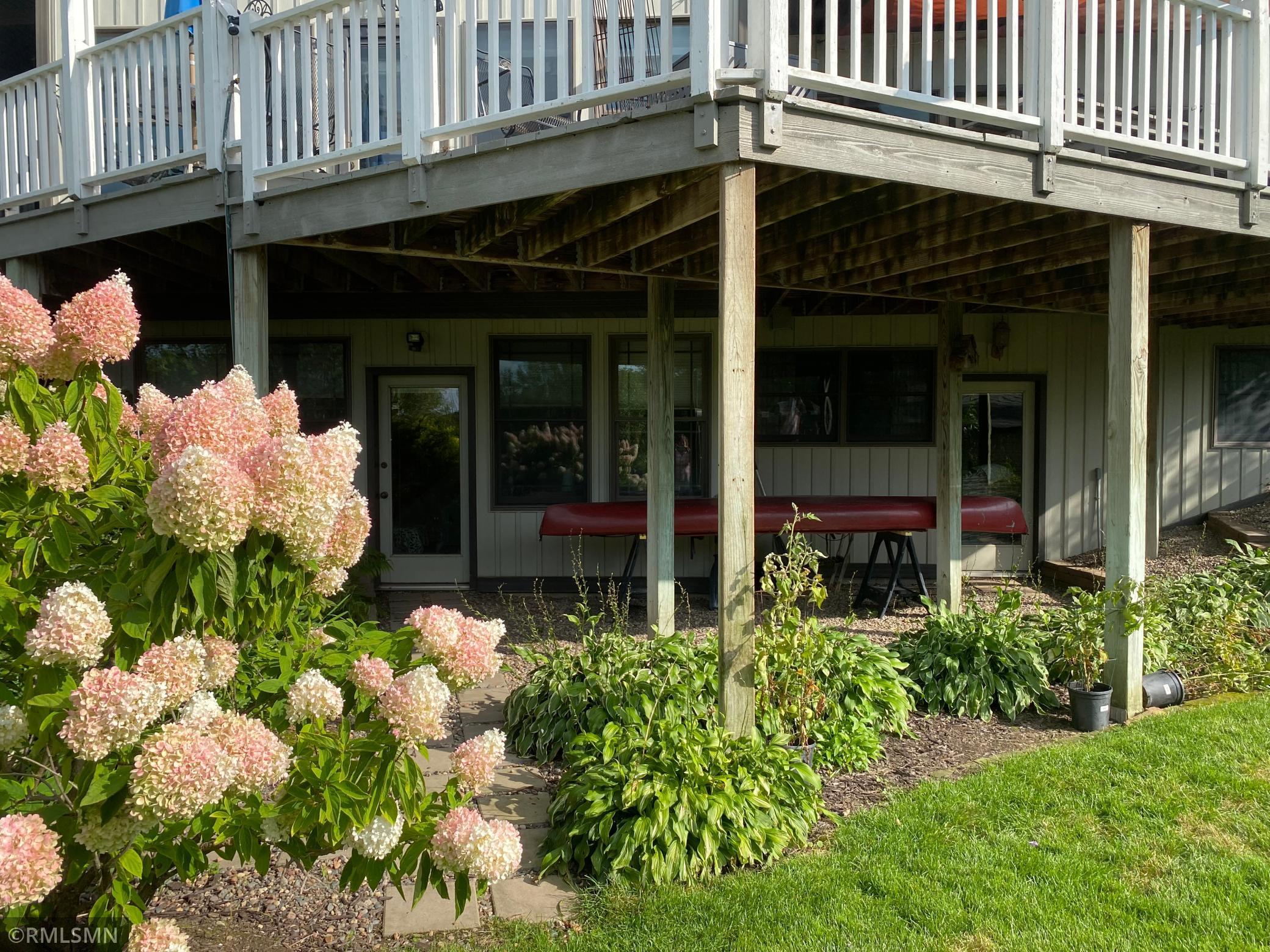 main property photo 75