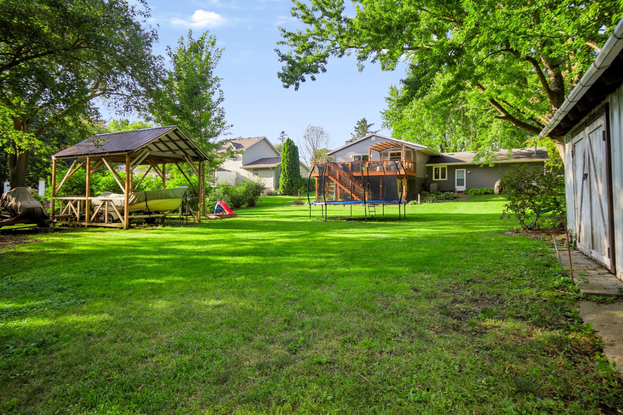 main property photo 41