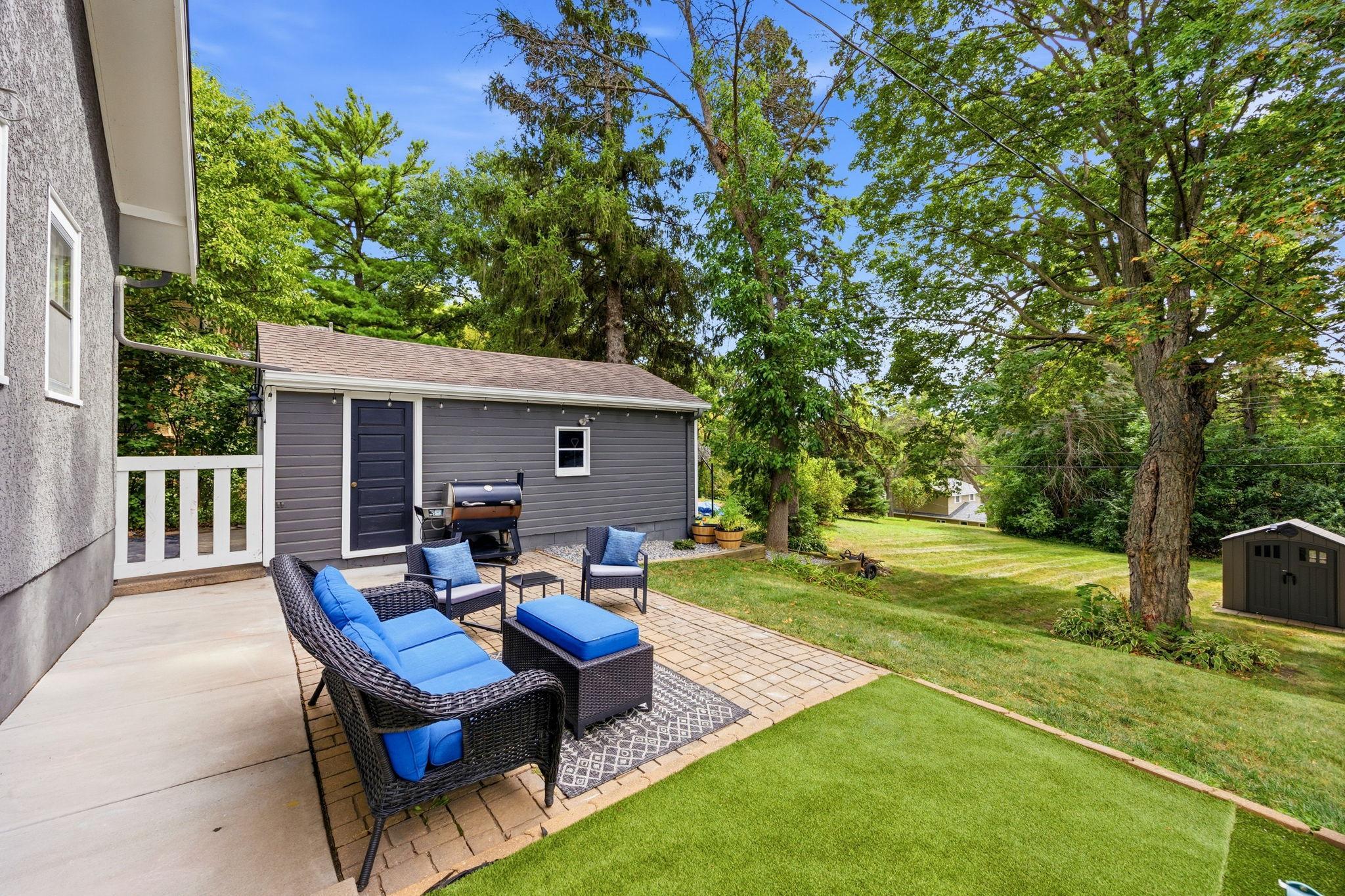 main property photo 20