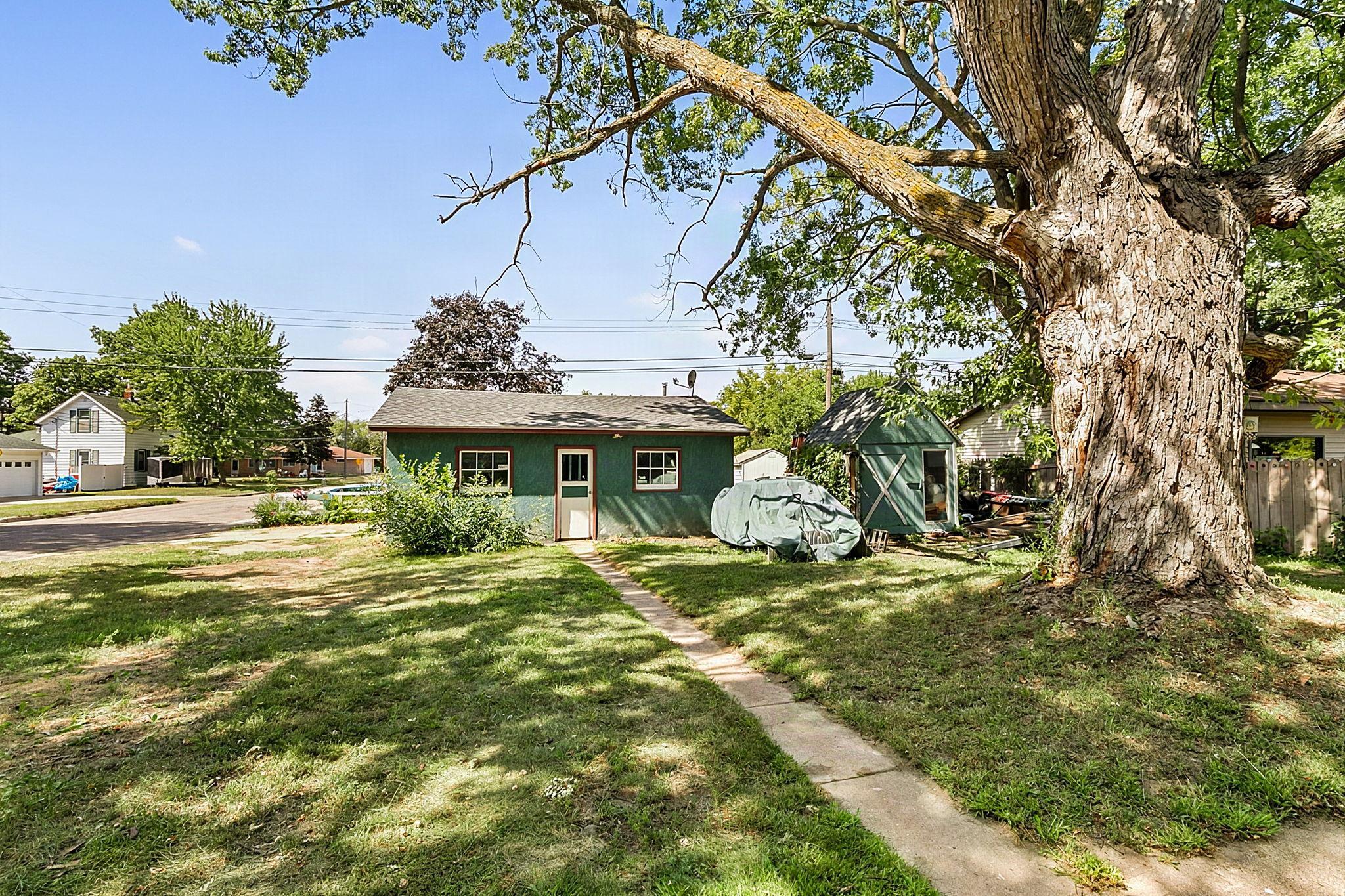 main property photo 19