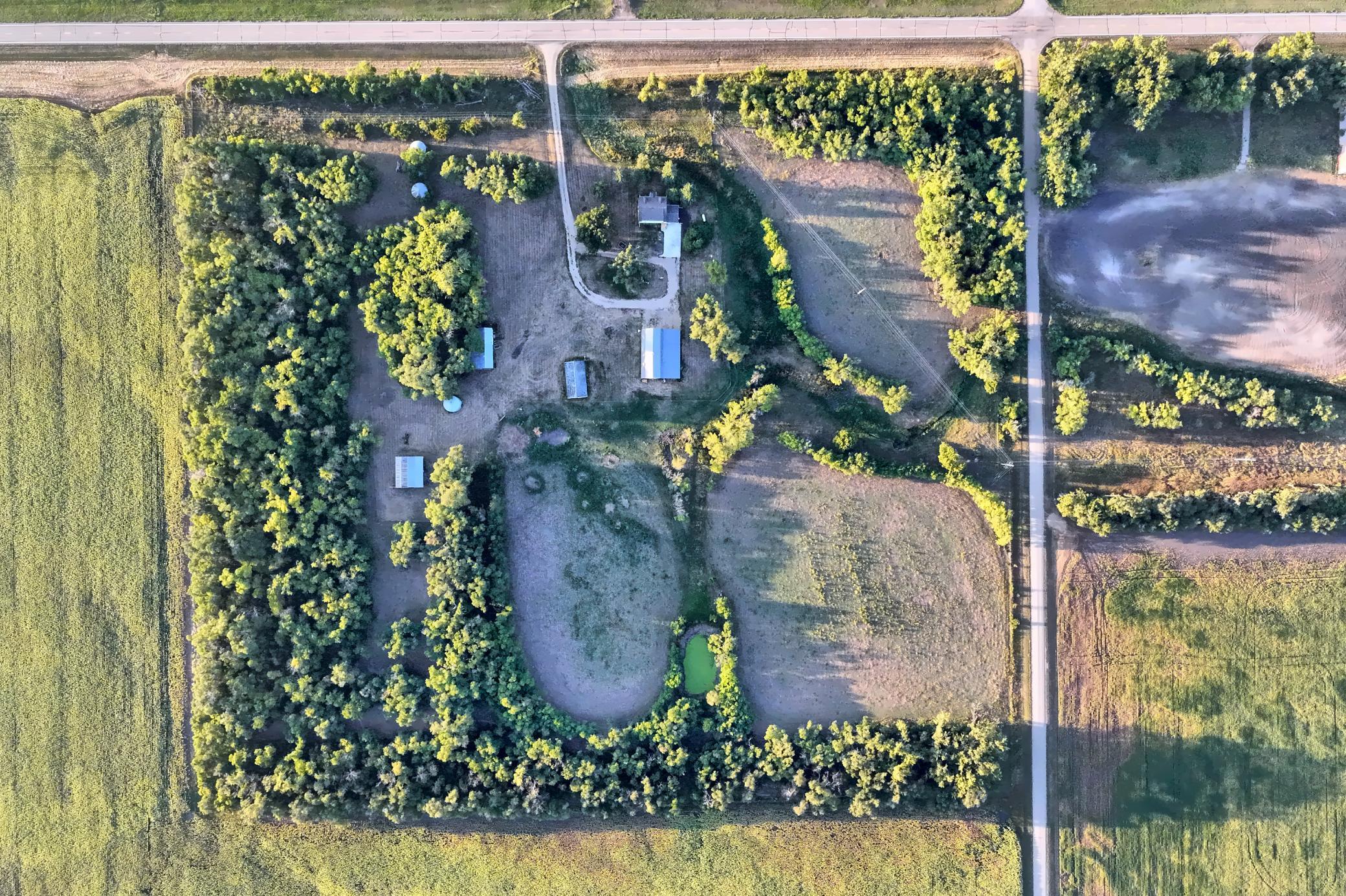 main property photo 13