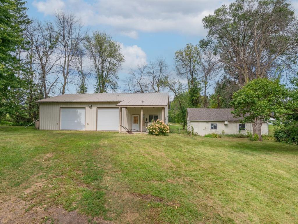 main property photo 39