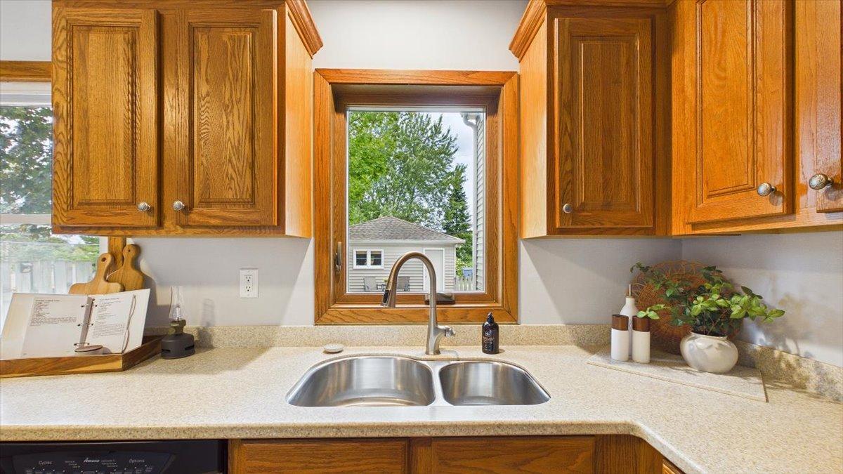 main property photo 70