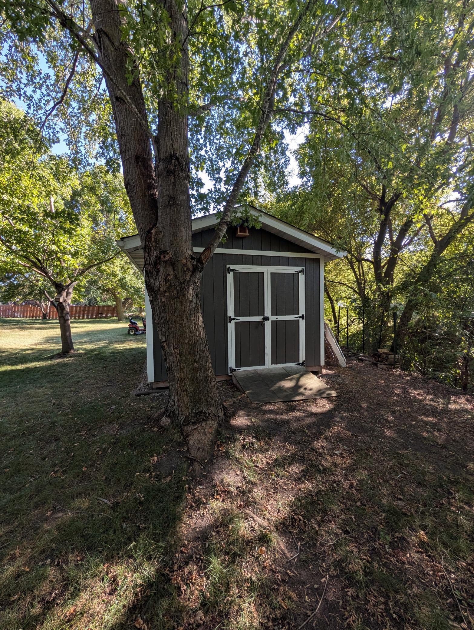 main property photo 39