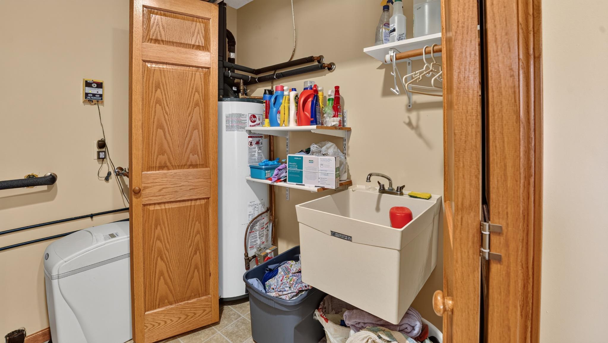 main property photo 19