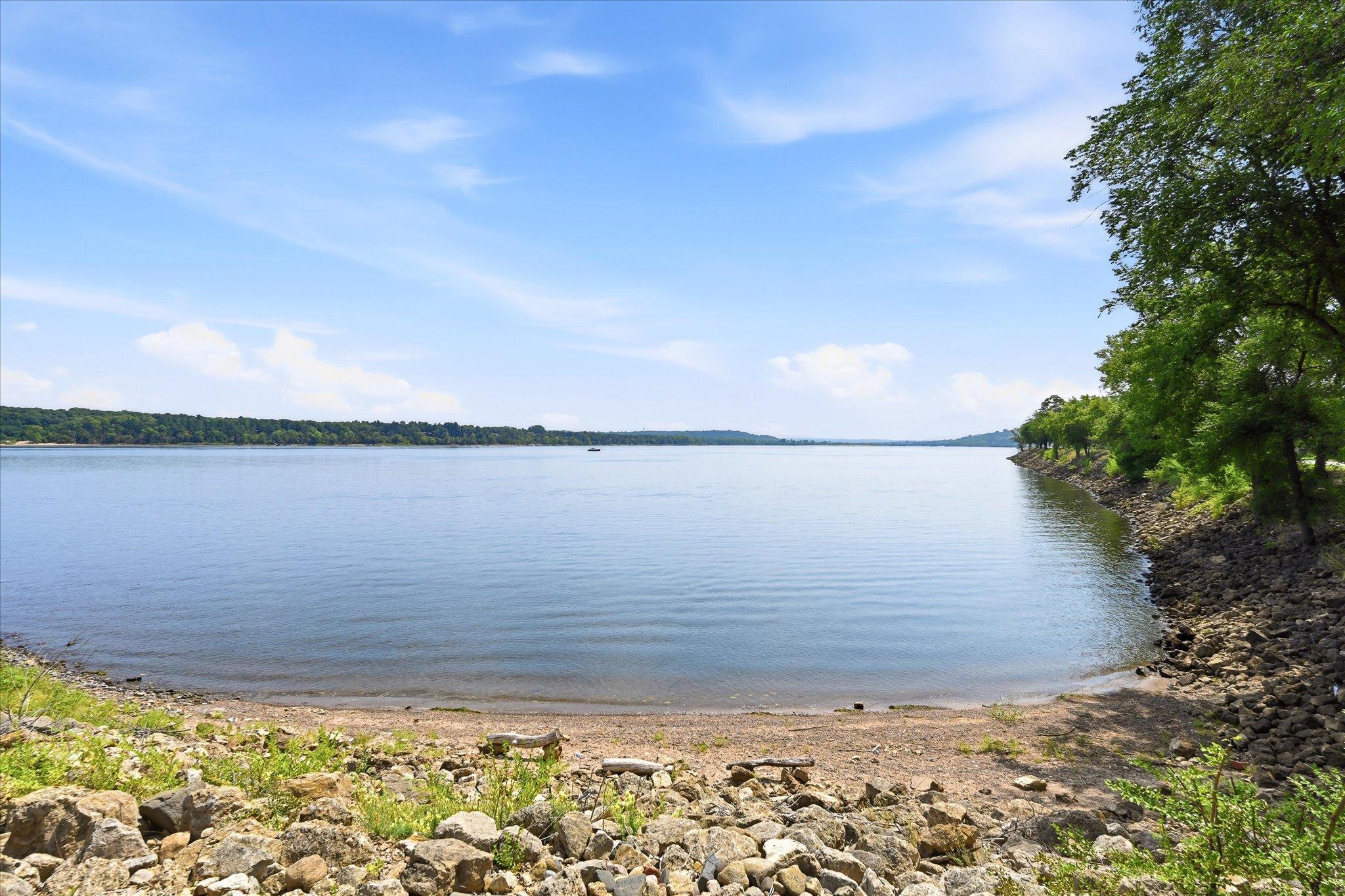 main property photo 27