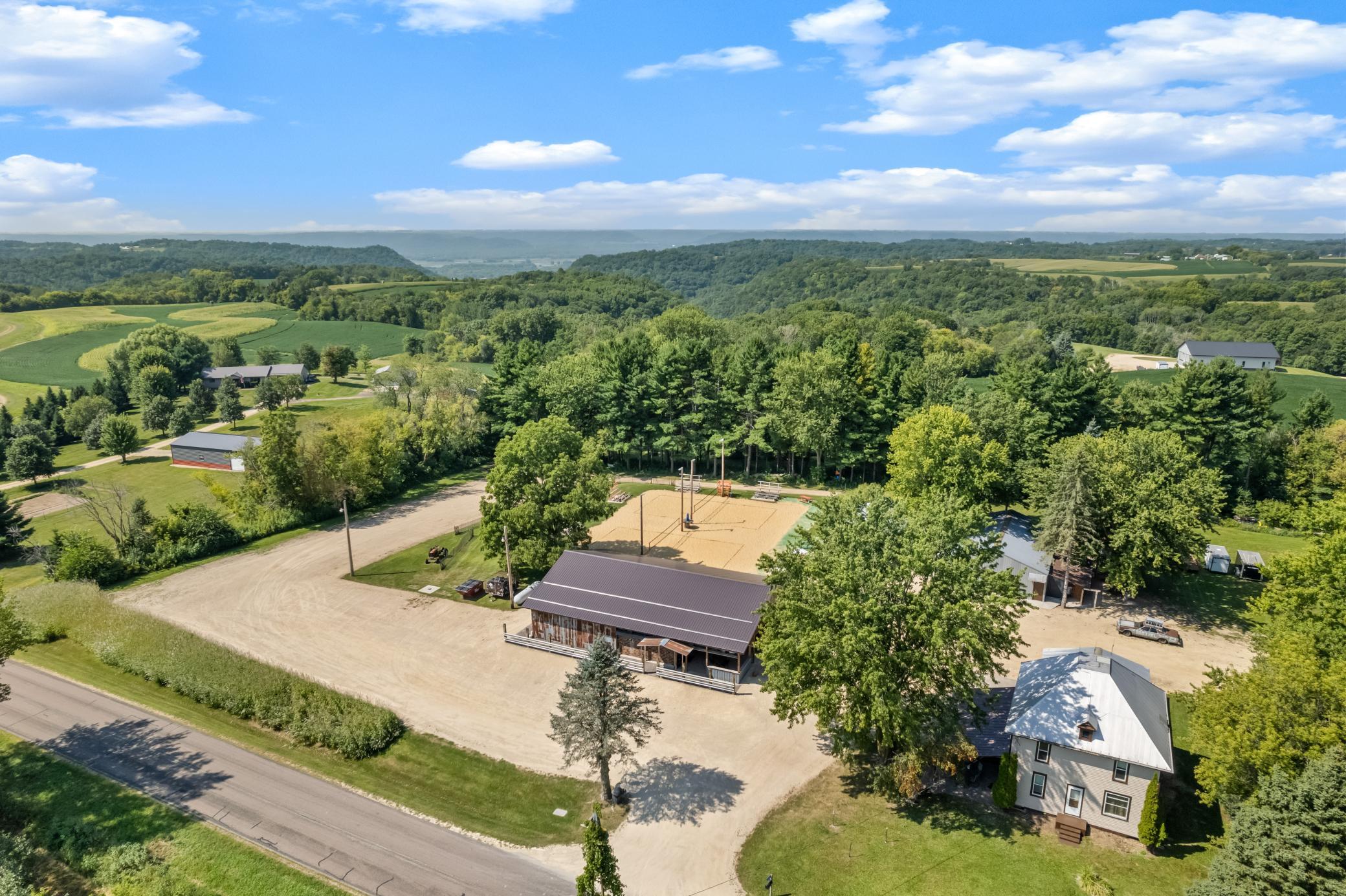 main property photo 39