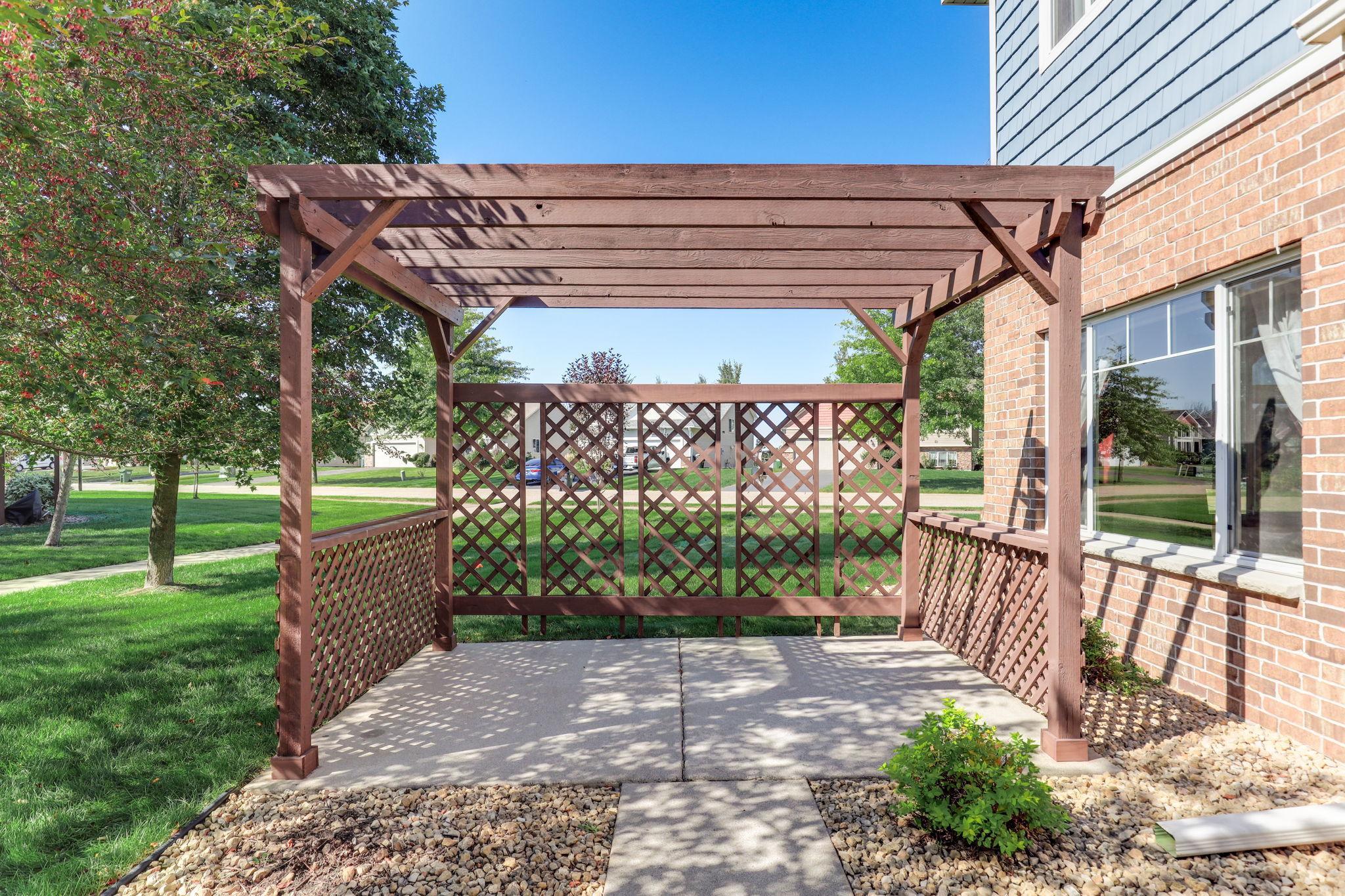 main property photo 33