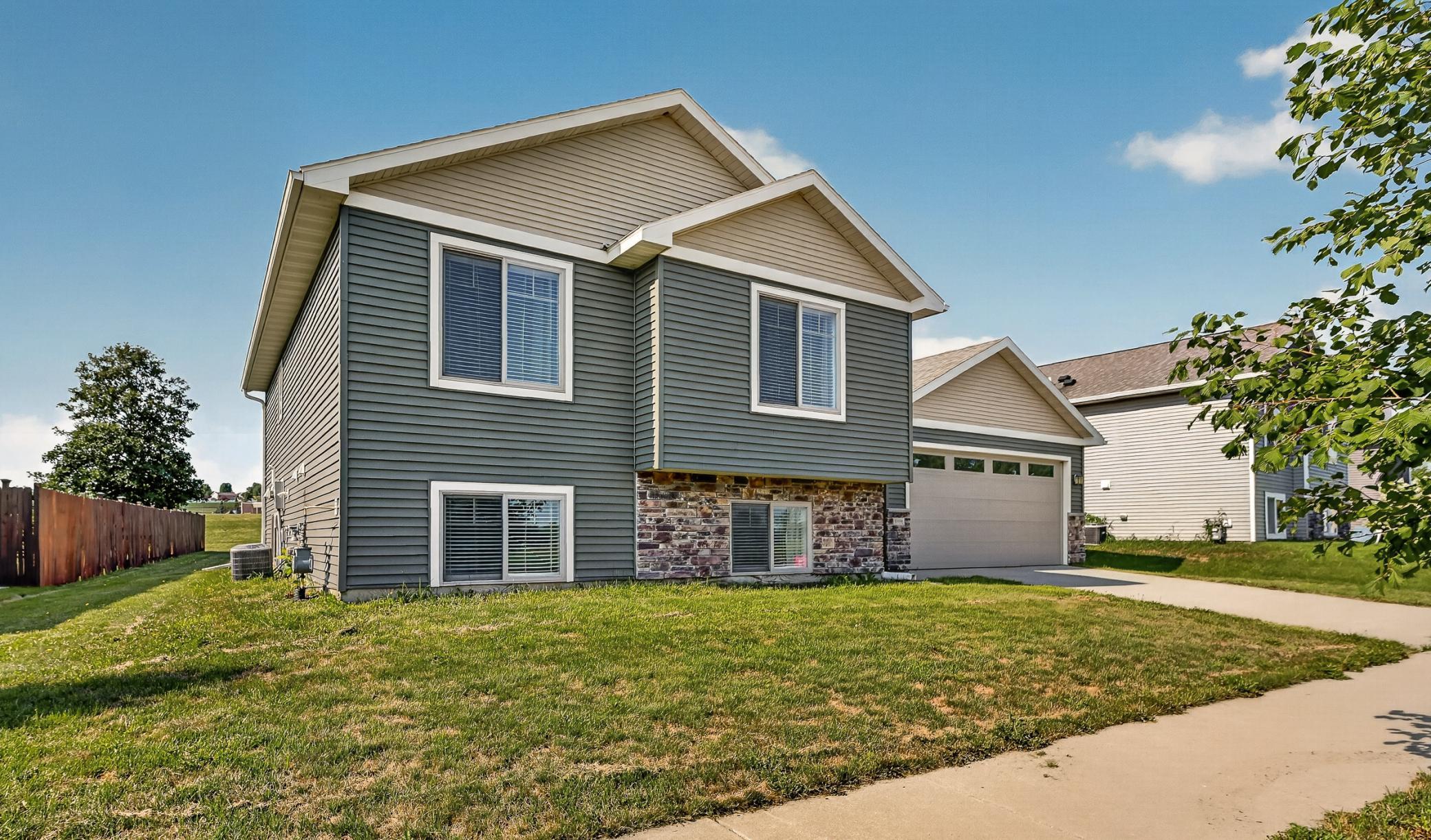 main property photo 29