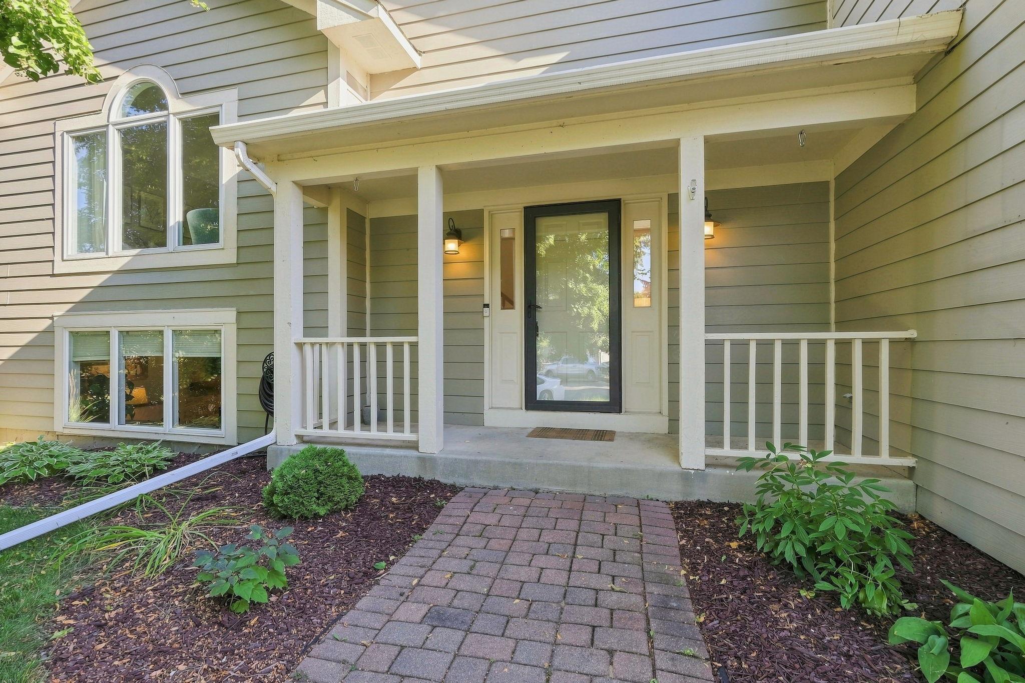 main property photo 13