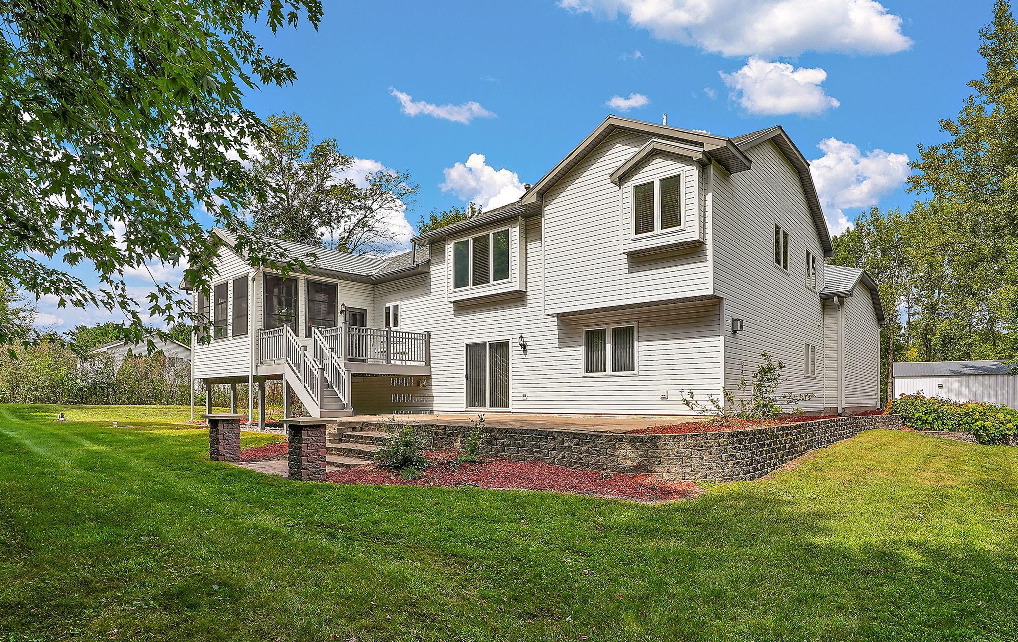 main property photo 37