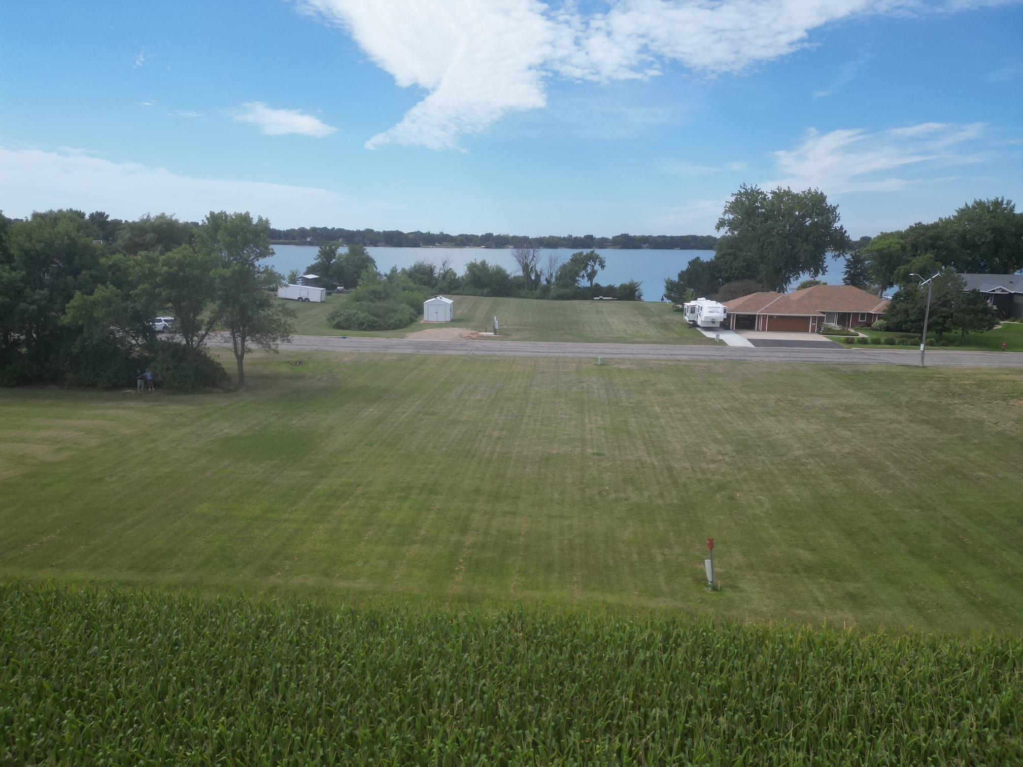 main property photo 8