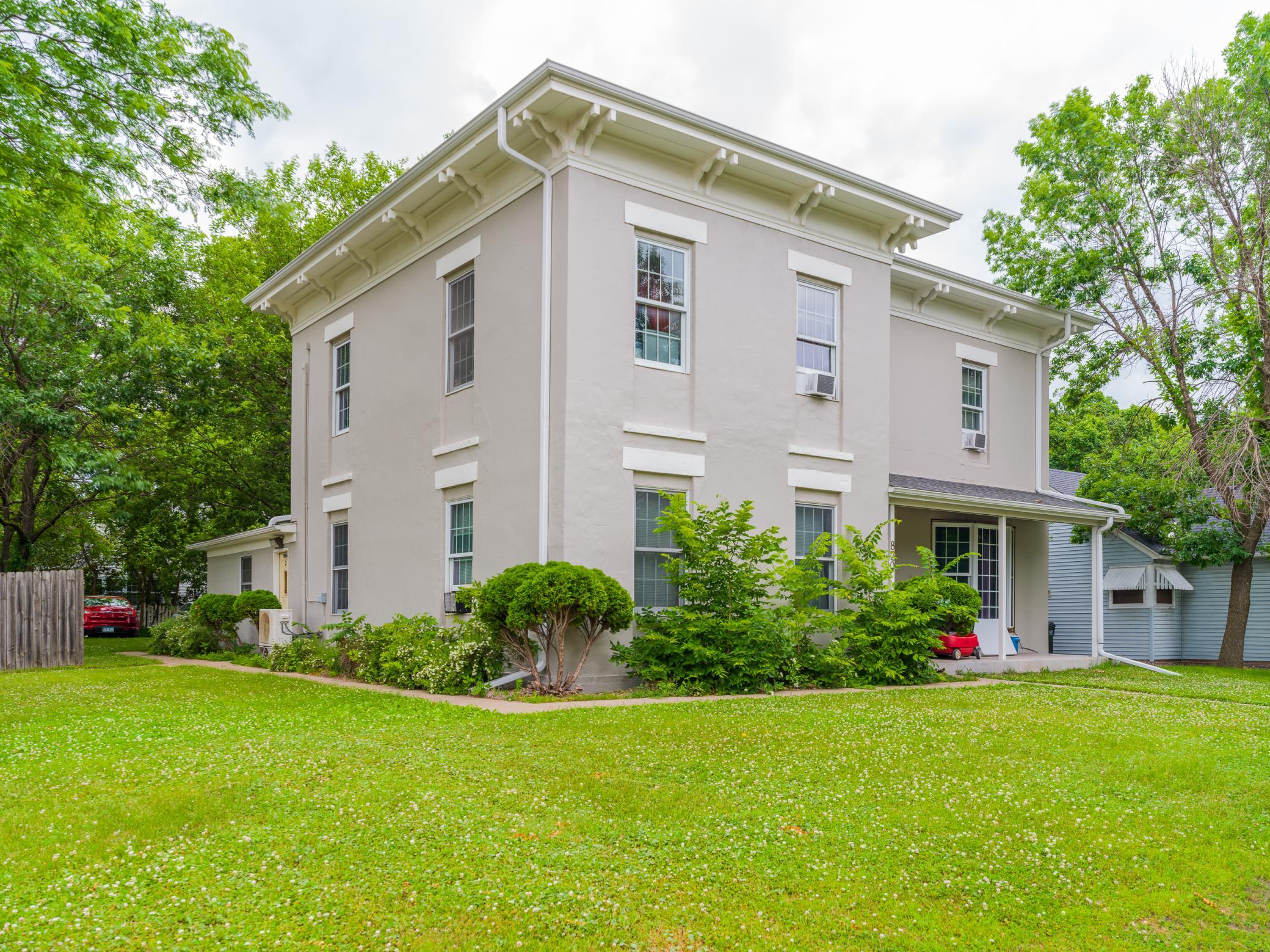main property photo 1
