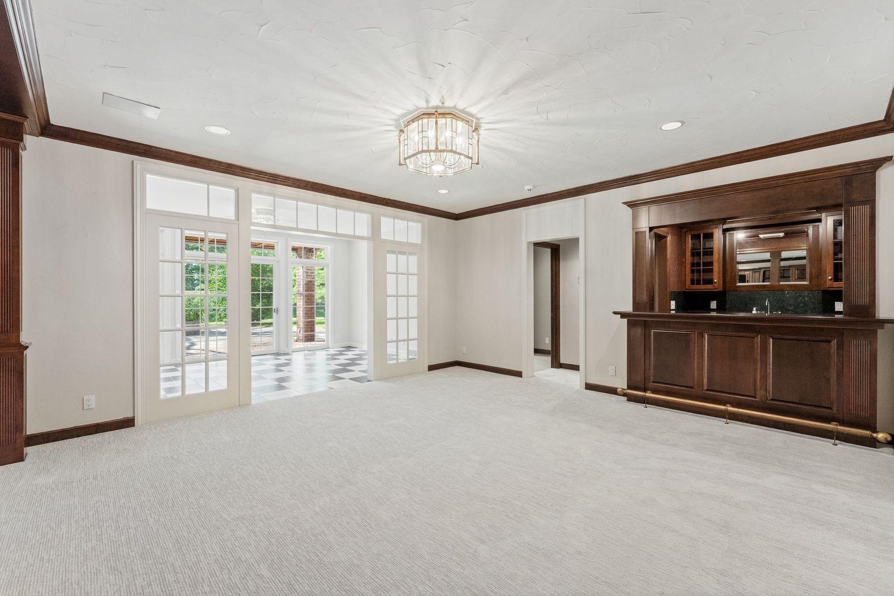 main property photo 58