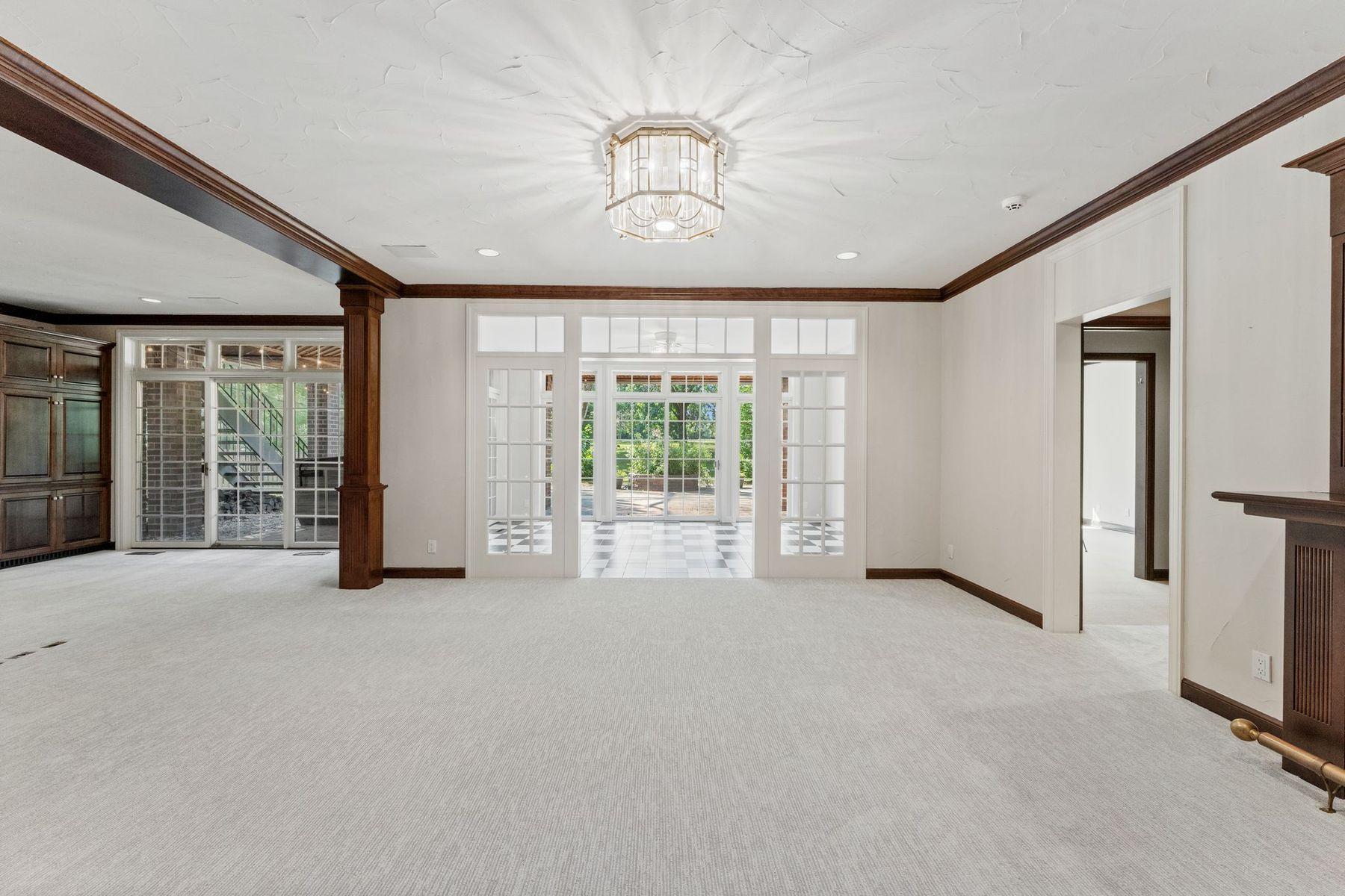 main property photo 59