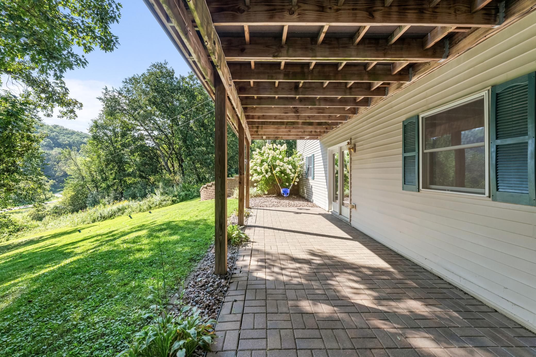 main property photo 27
