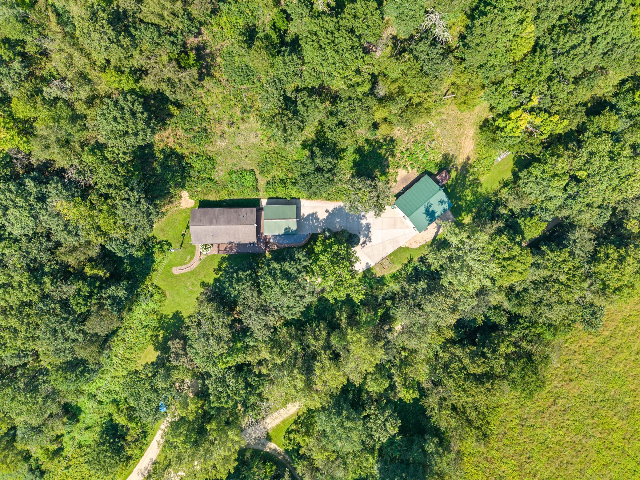 main property photo 39