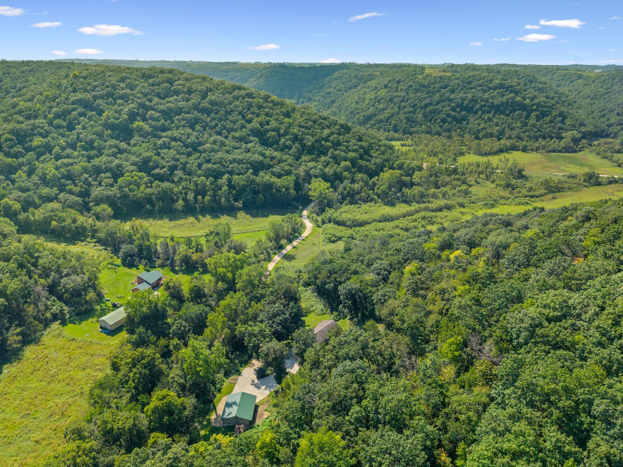 main property photo 40
