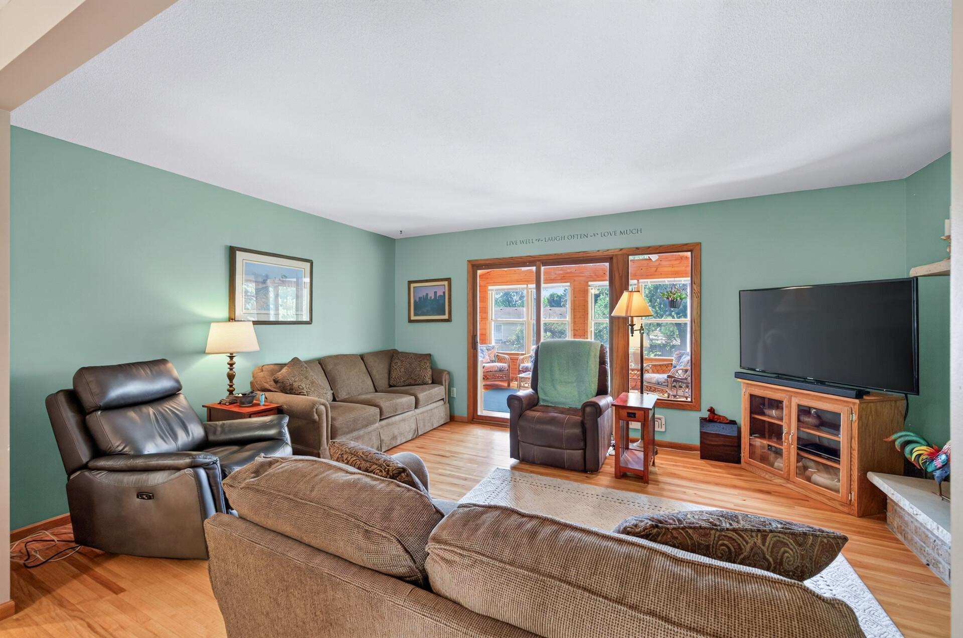 main property photo 2