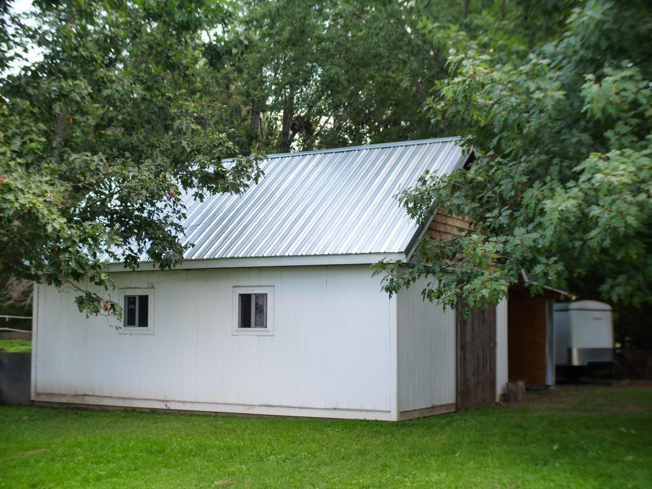 main property photo 36